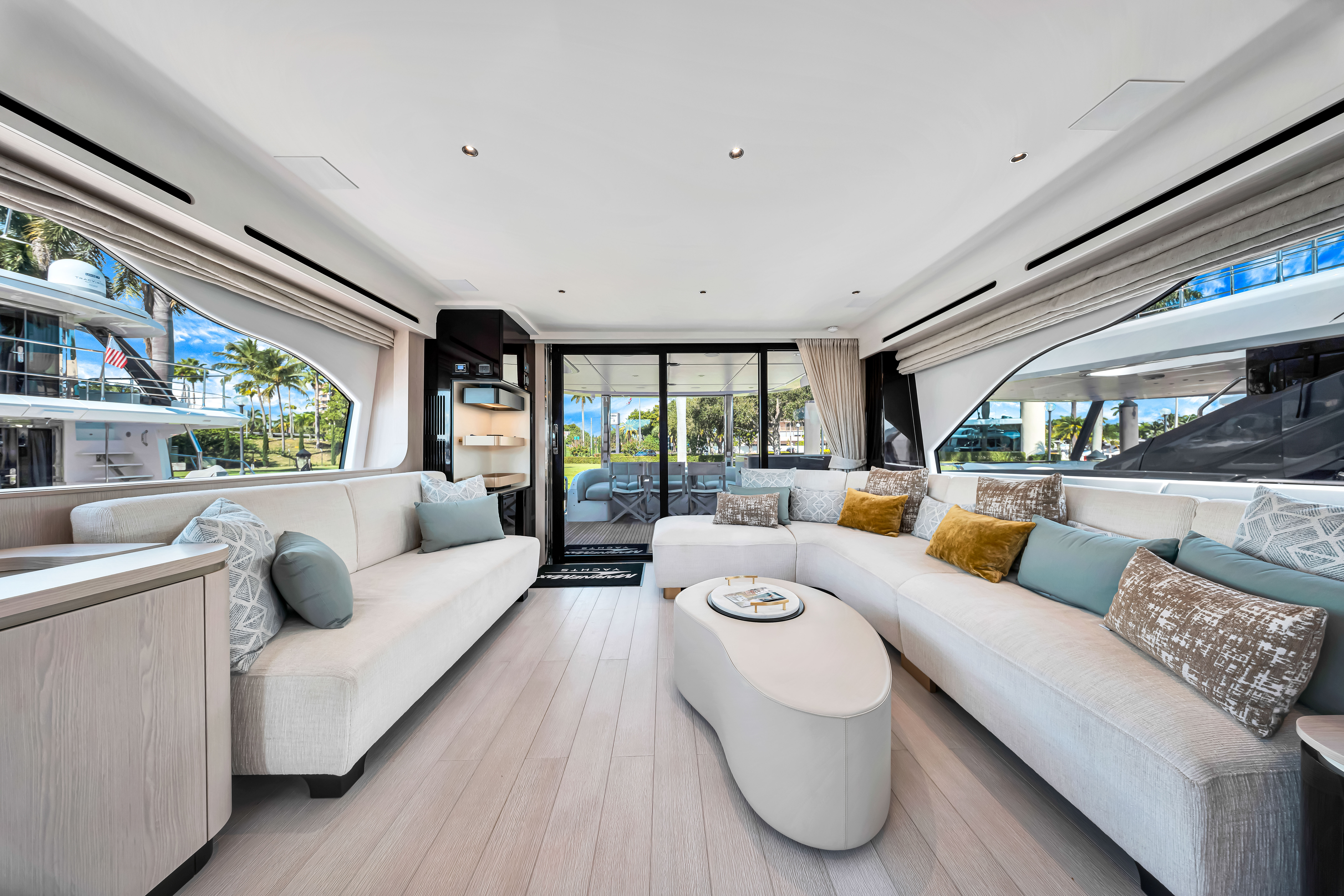 80ft Azimut 78 fly (2024) yacht rental Miami - premium amenities and entertainment system
