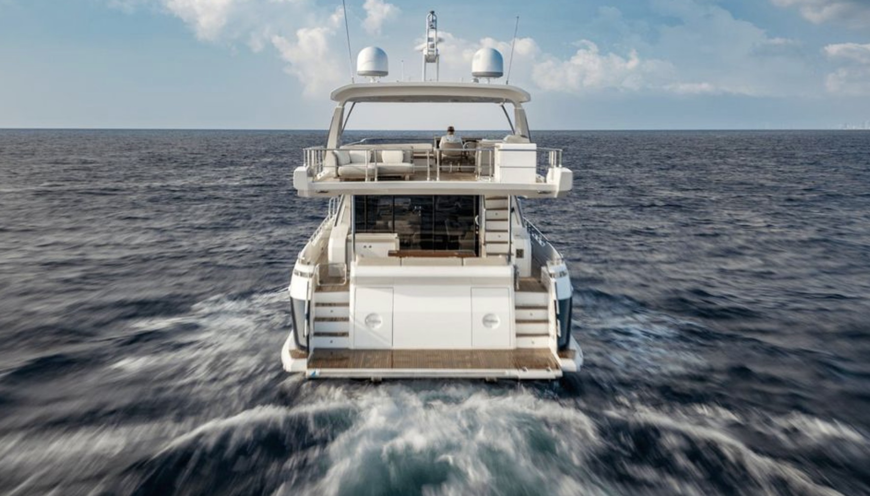 75ft Azimut SR yacht rental Miami - comfortable lounge area for group celebrations