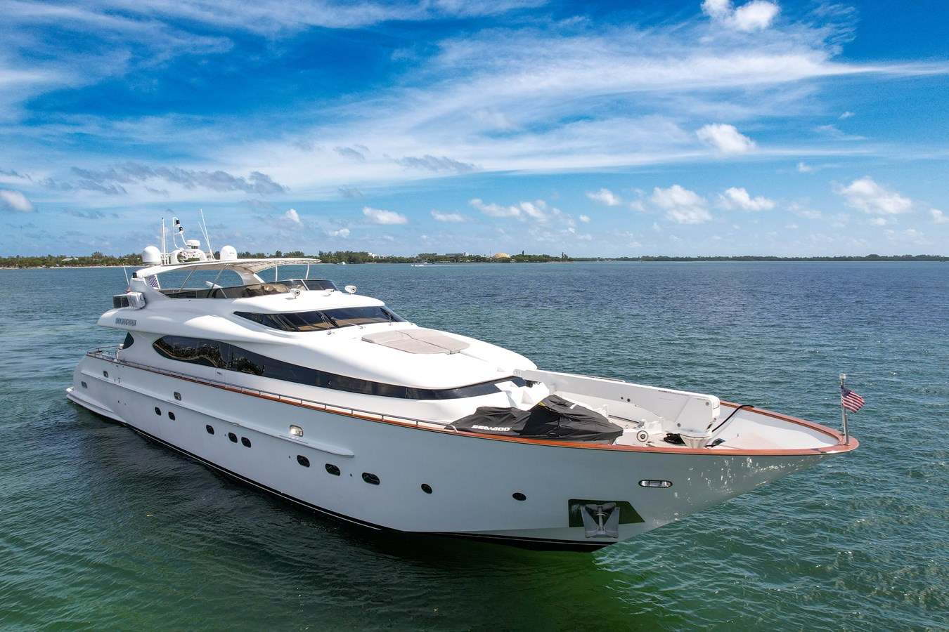 115ft Maiora yacht rental Miami - spacious deck area ideal for sunset cruises and bachelorette parties