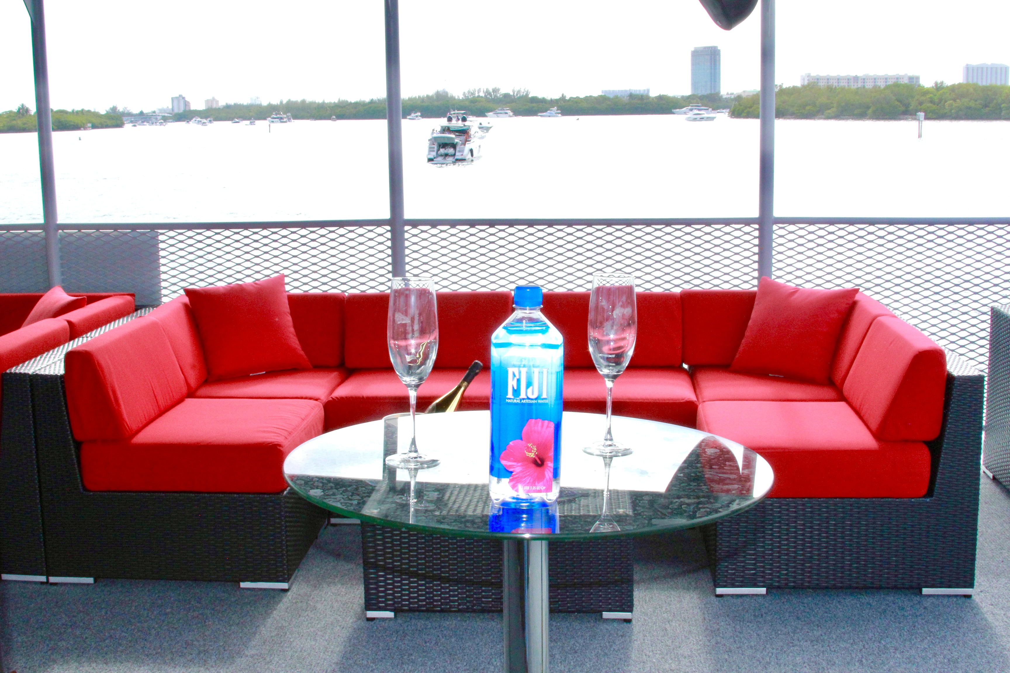 115ft Upus yacht rental Miami - flybridge with panoramic views of Miami skyline