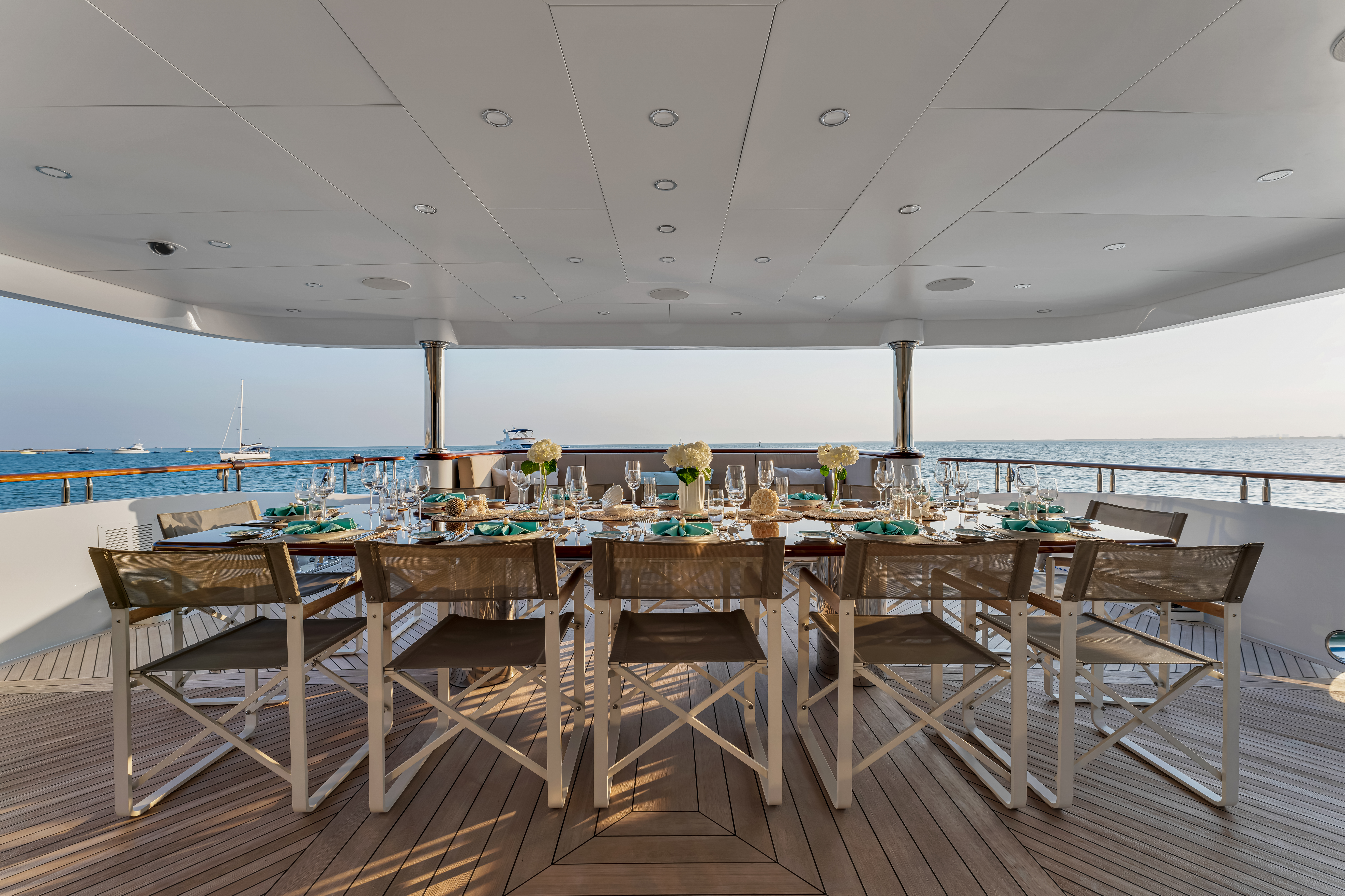 166ft Trinity yacht rental Miami - stern swim platform with water access for snorkeling