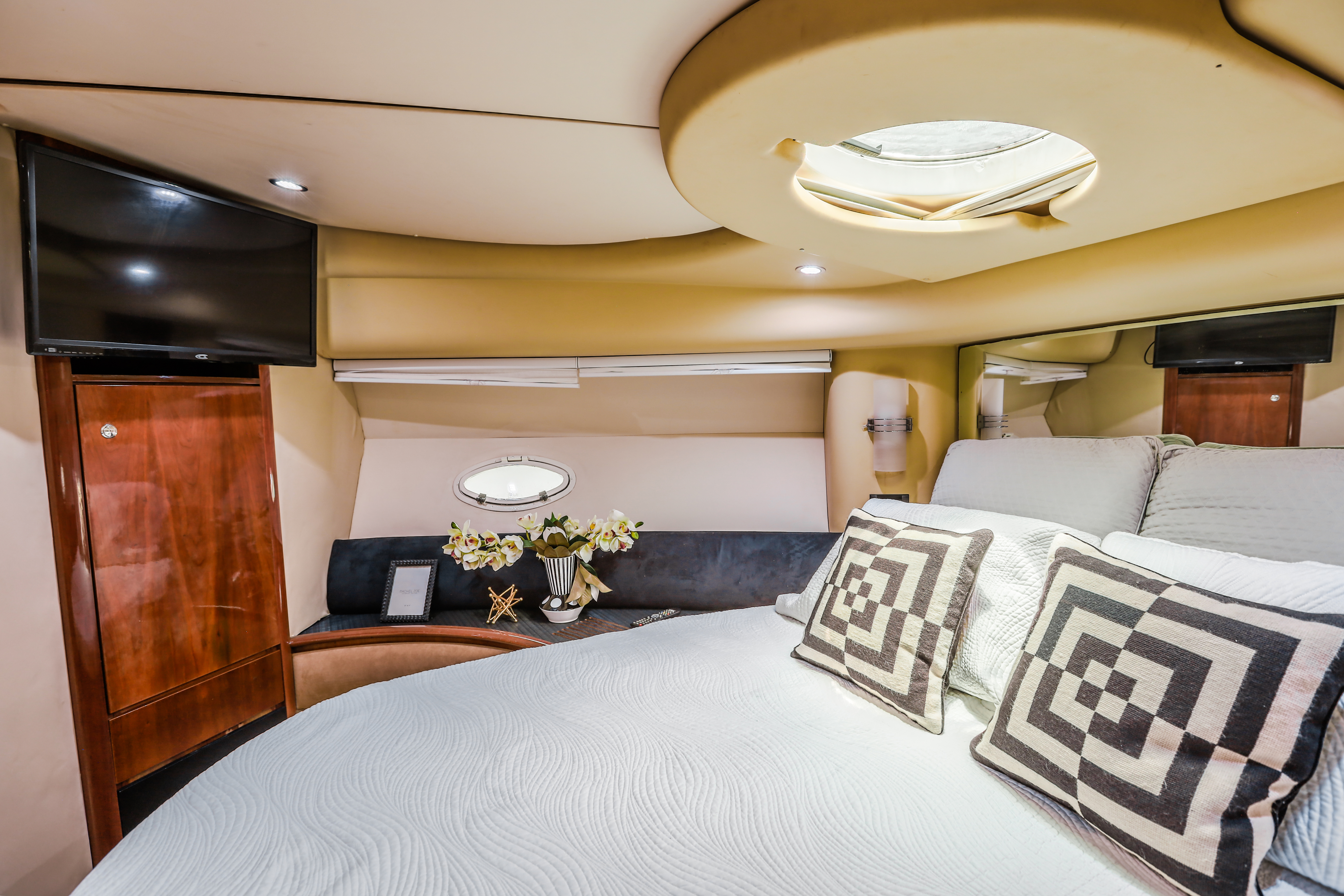 45ft Azimut L yacht rental Miami - galley kitchen for catered yacht events