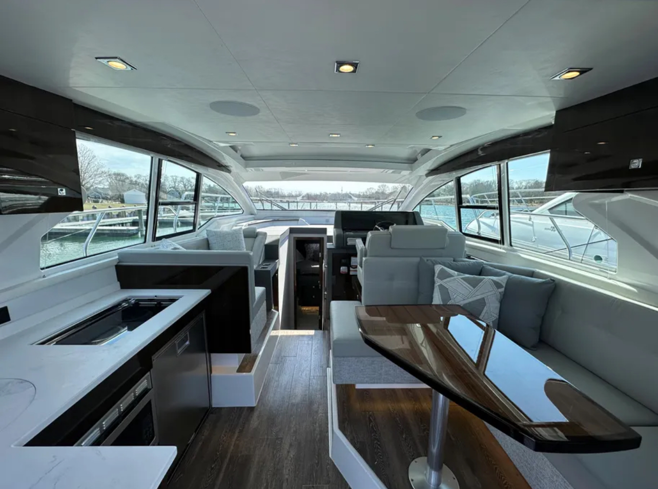 45ft Cantius - Bimini yacht rental Miami - bow seating area perfect for sunbathing and relaxation
