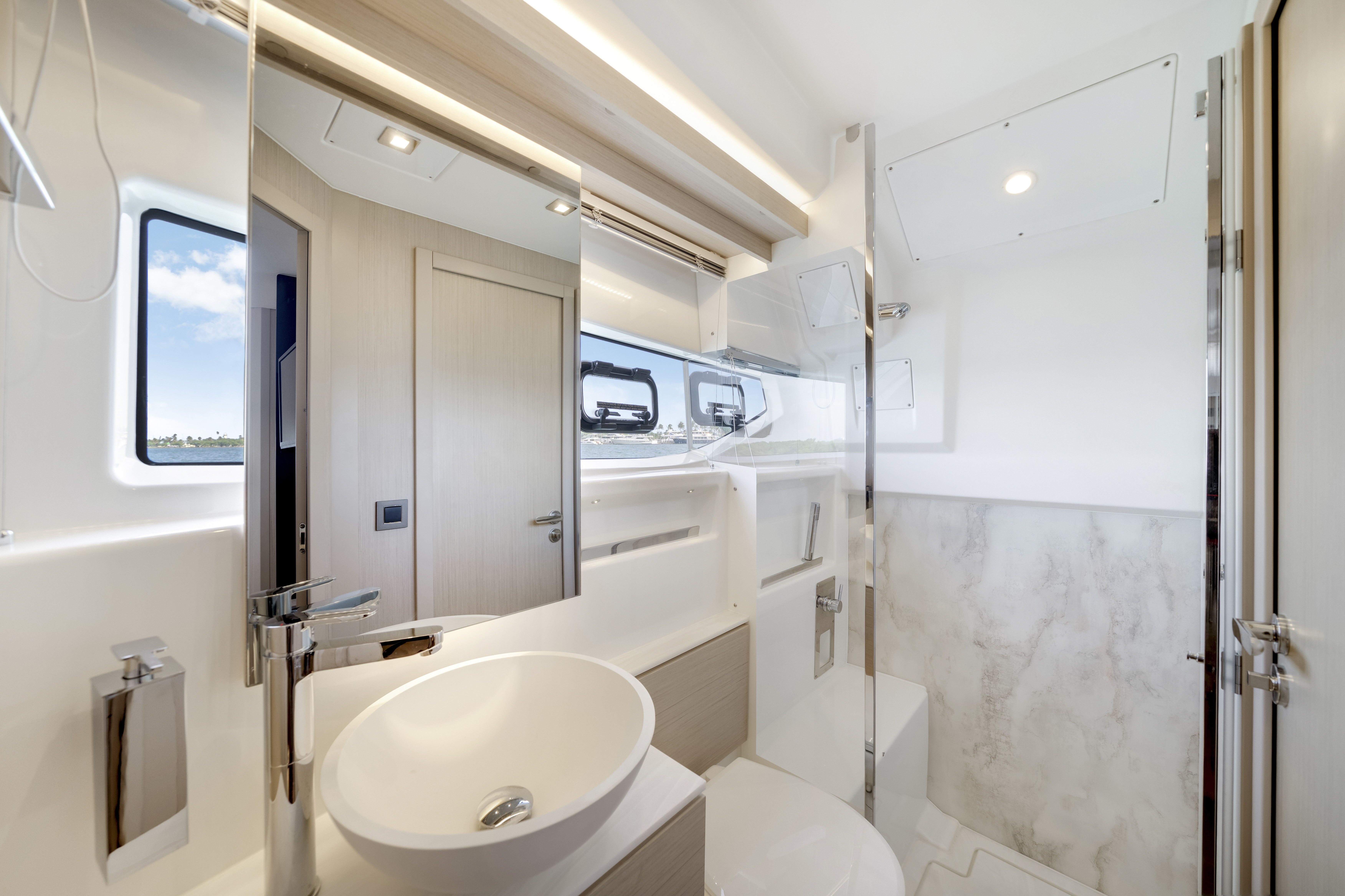 45ft Jeanneau (2024) yacht rental Miami - stern swim platform with water access for snorkeling