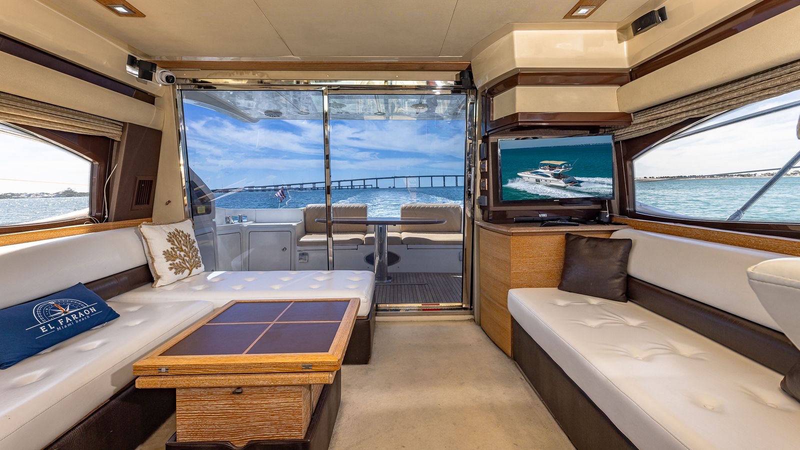 55ft Azimut F yacht rental Miami - galley kitchen for catered yacht events