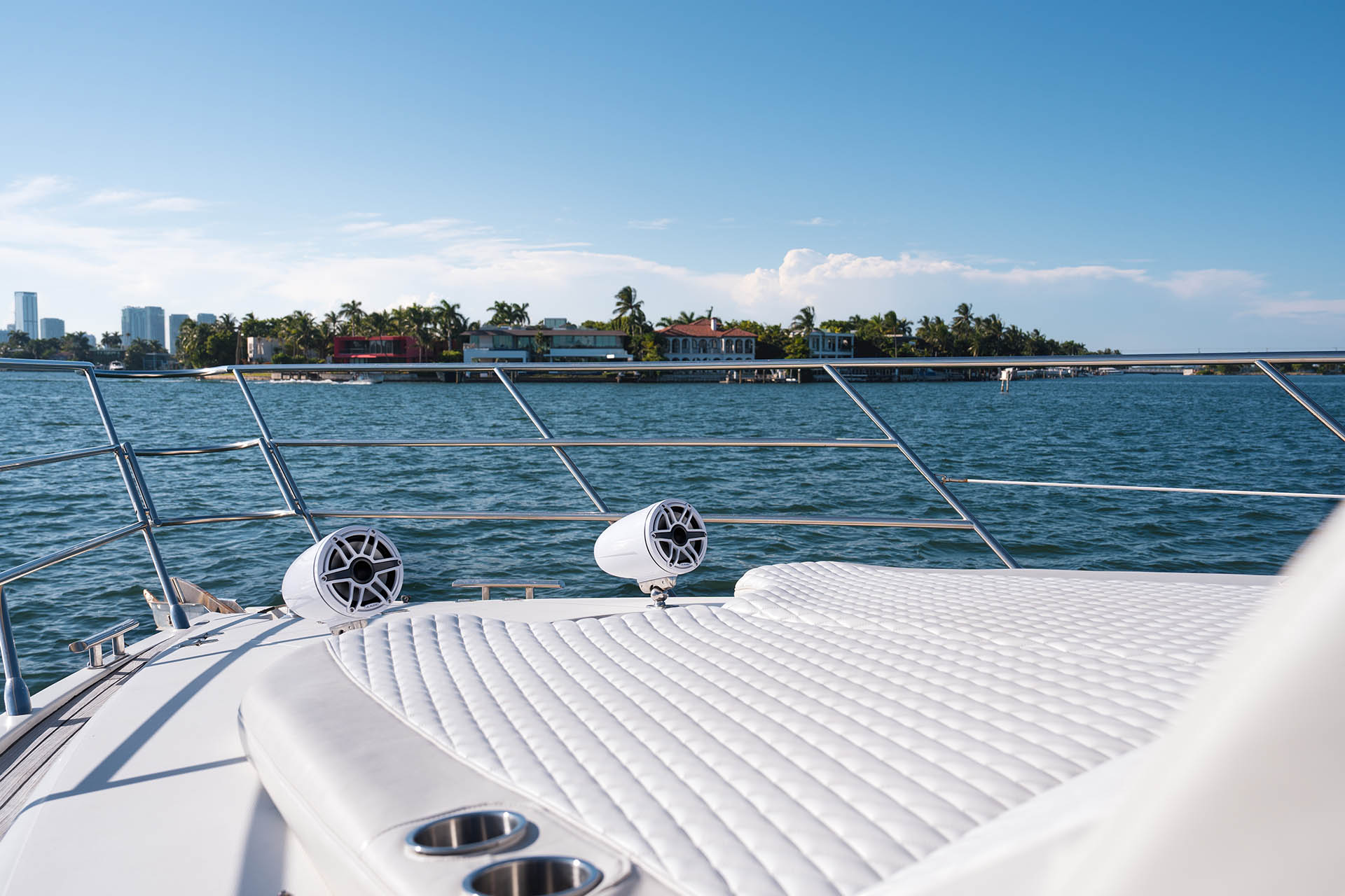 65ft Azimut U yacht rental Miami - flybridge with panoramic views of Miami skyline