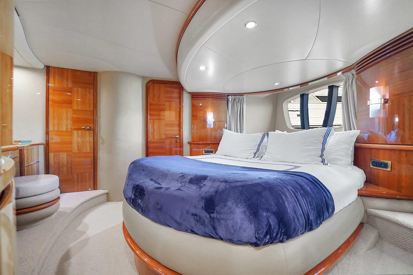 65ft Azimut VC yacht rental Miami - water toys and recreational equipment
