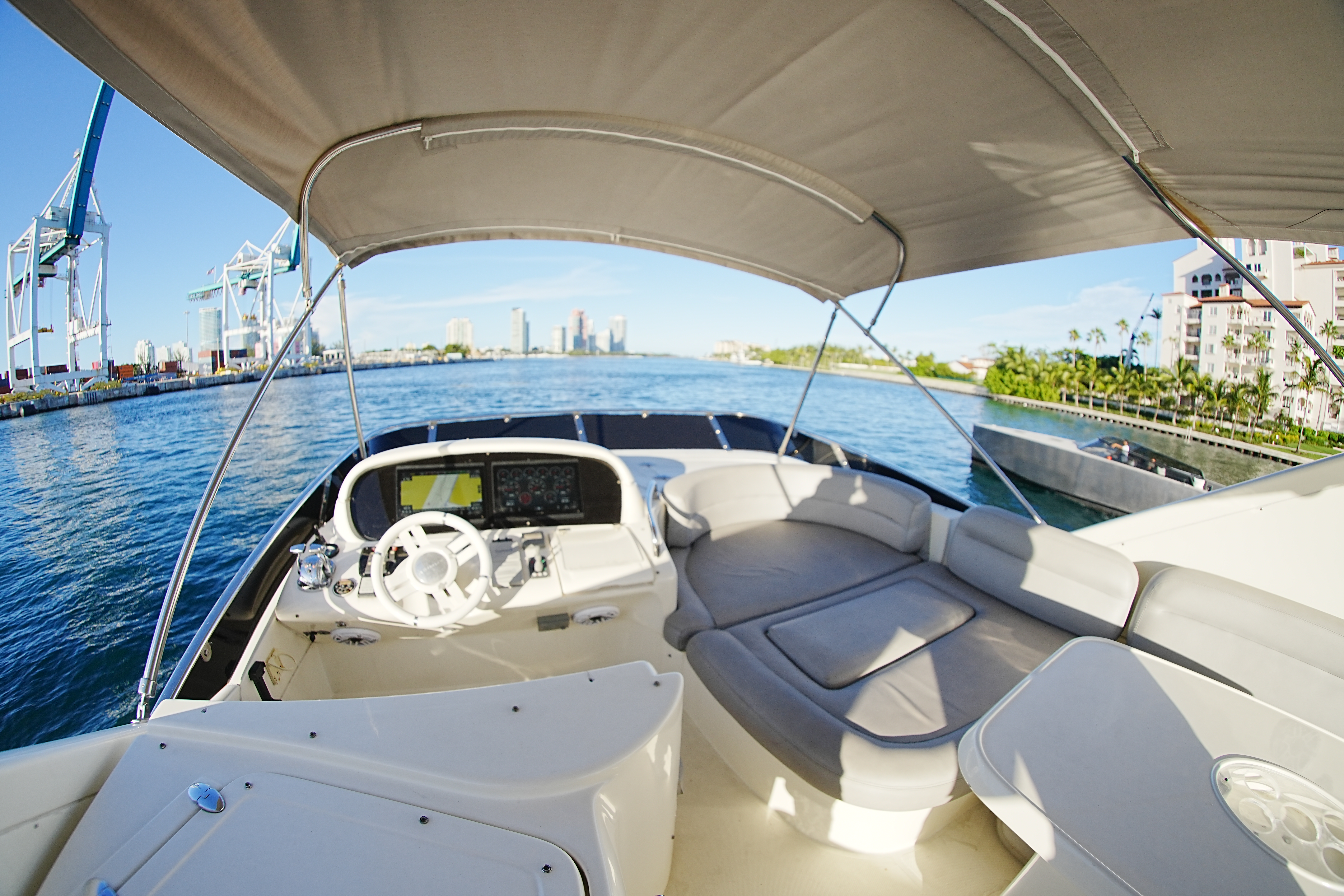 70ft Azimut J yacht rental Miami - flybridge with panoramic views of Miami skyline
