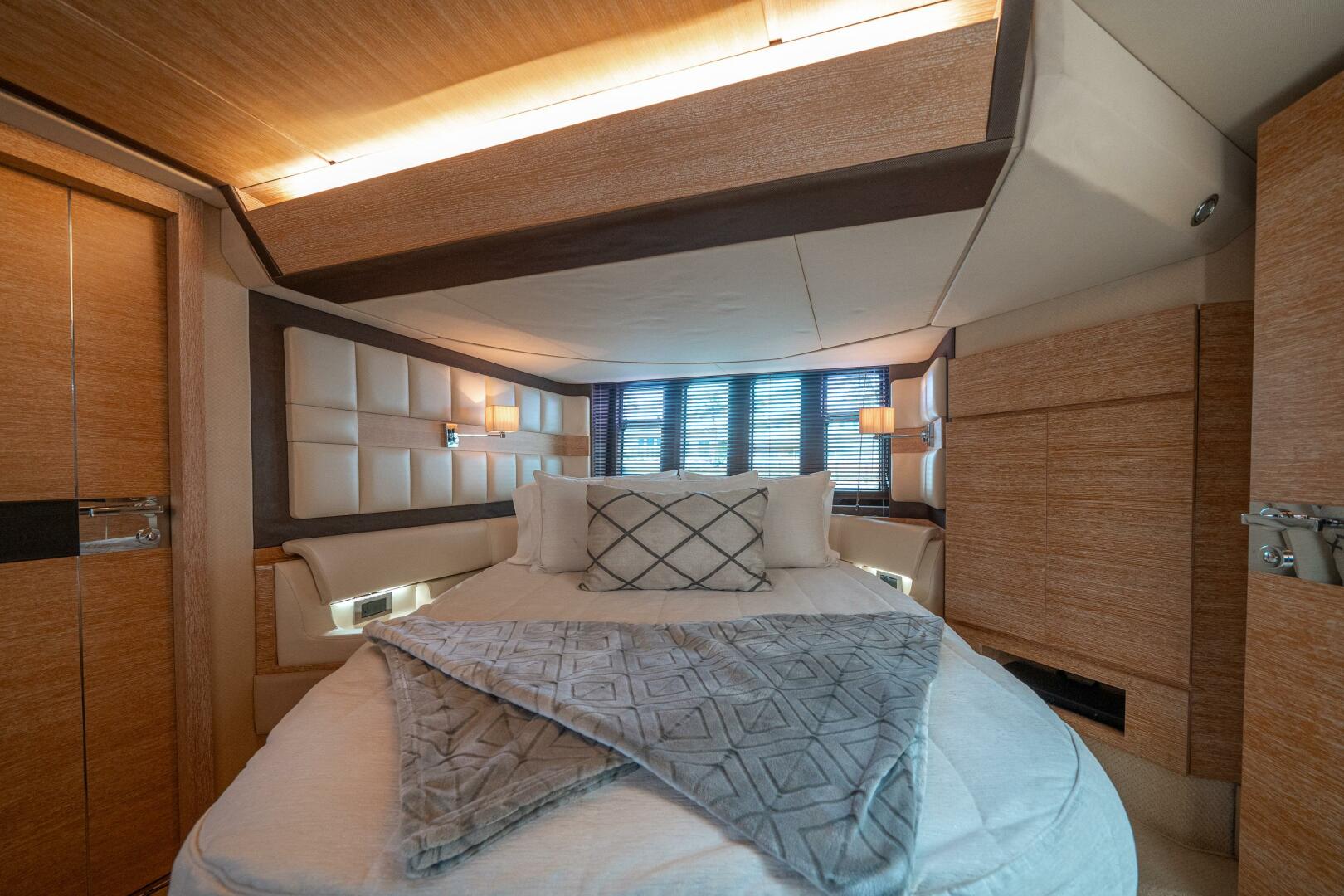 70ft Azimut W yacht rental Miami - water toys and recreational equipment