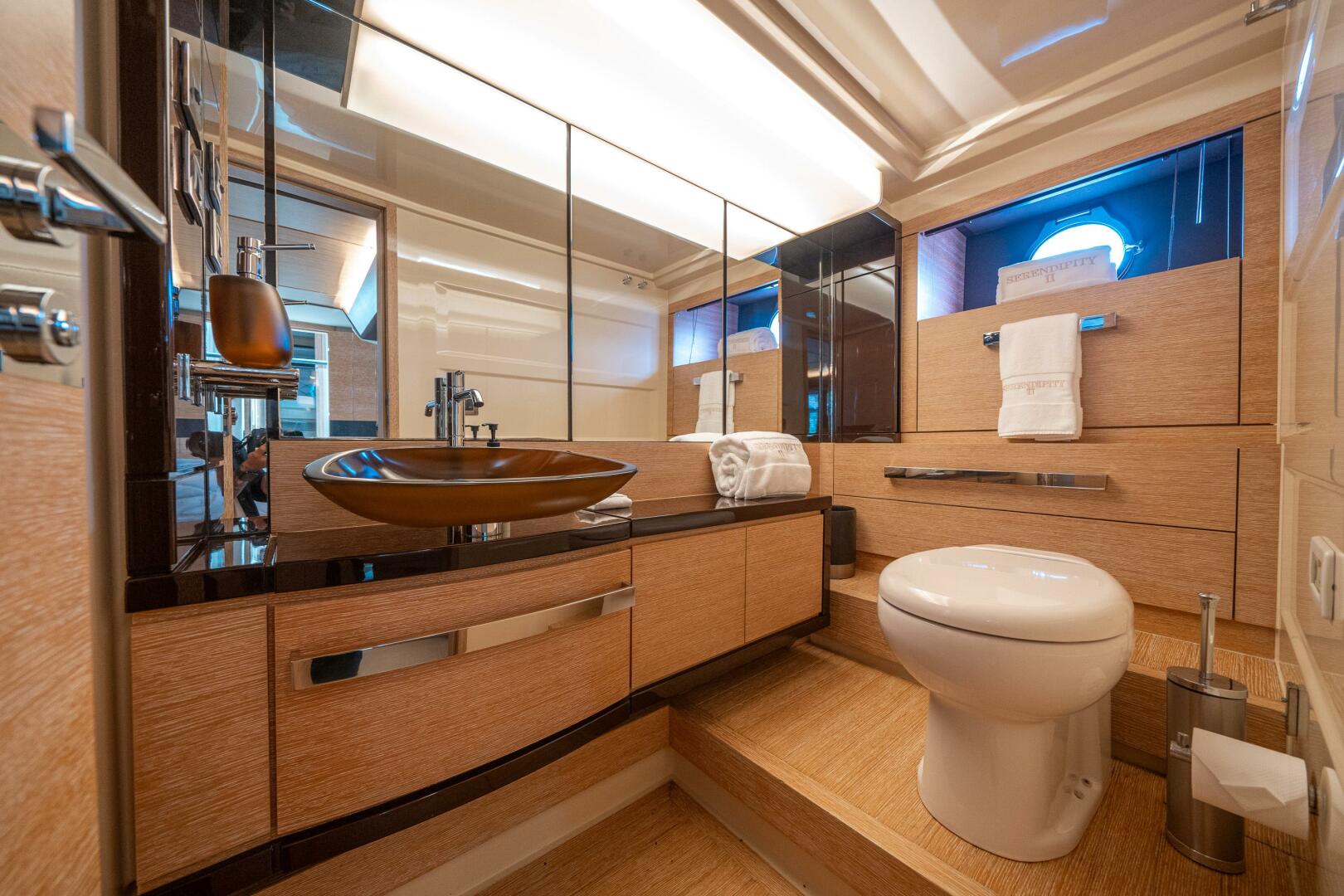 70ft Azimut W yacht rental Miami - spacious deck area ideal for sunset cruises and bachelorette parties
