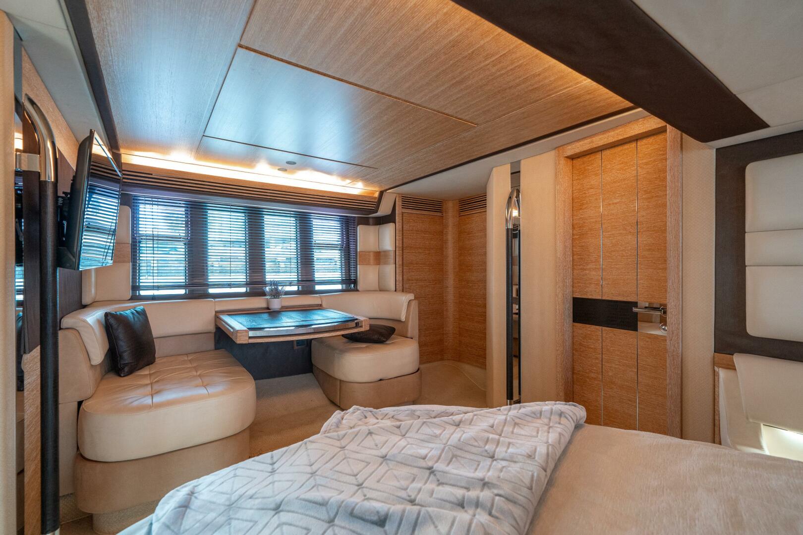70ft Azimut W yacht rental Miami - navigation bridge and helm station