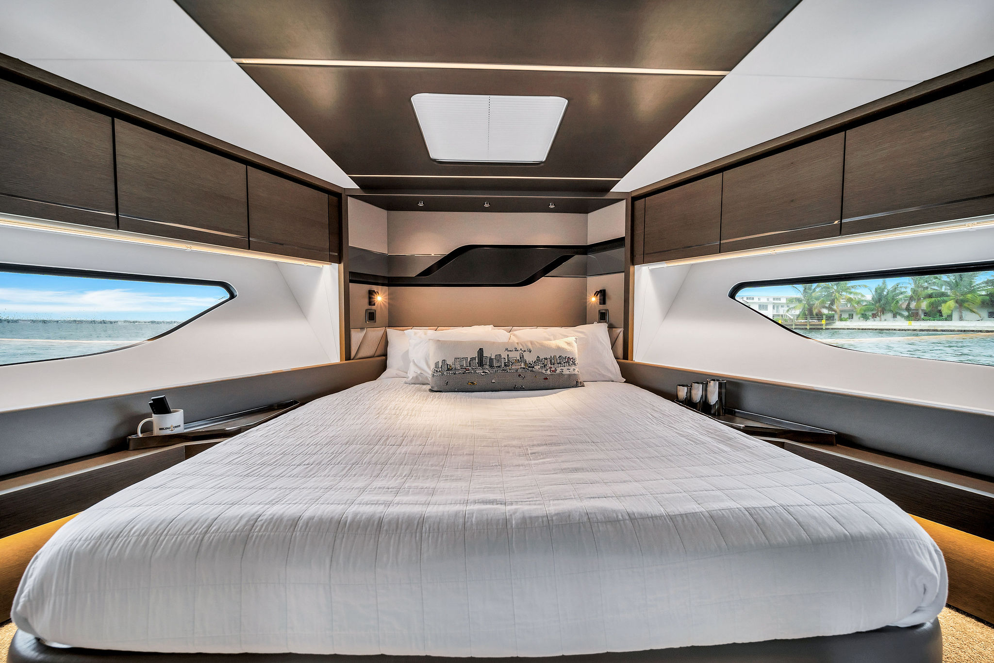 74ft Sunseeker yacht rental Miami - premium amenities and entertainment system
