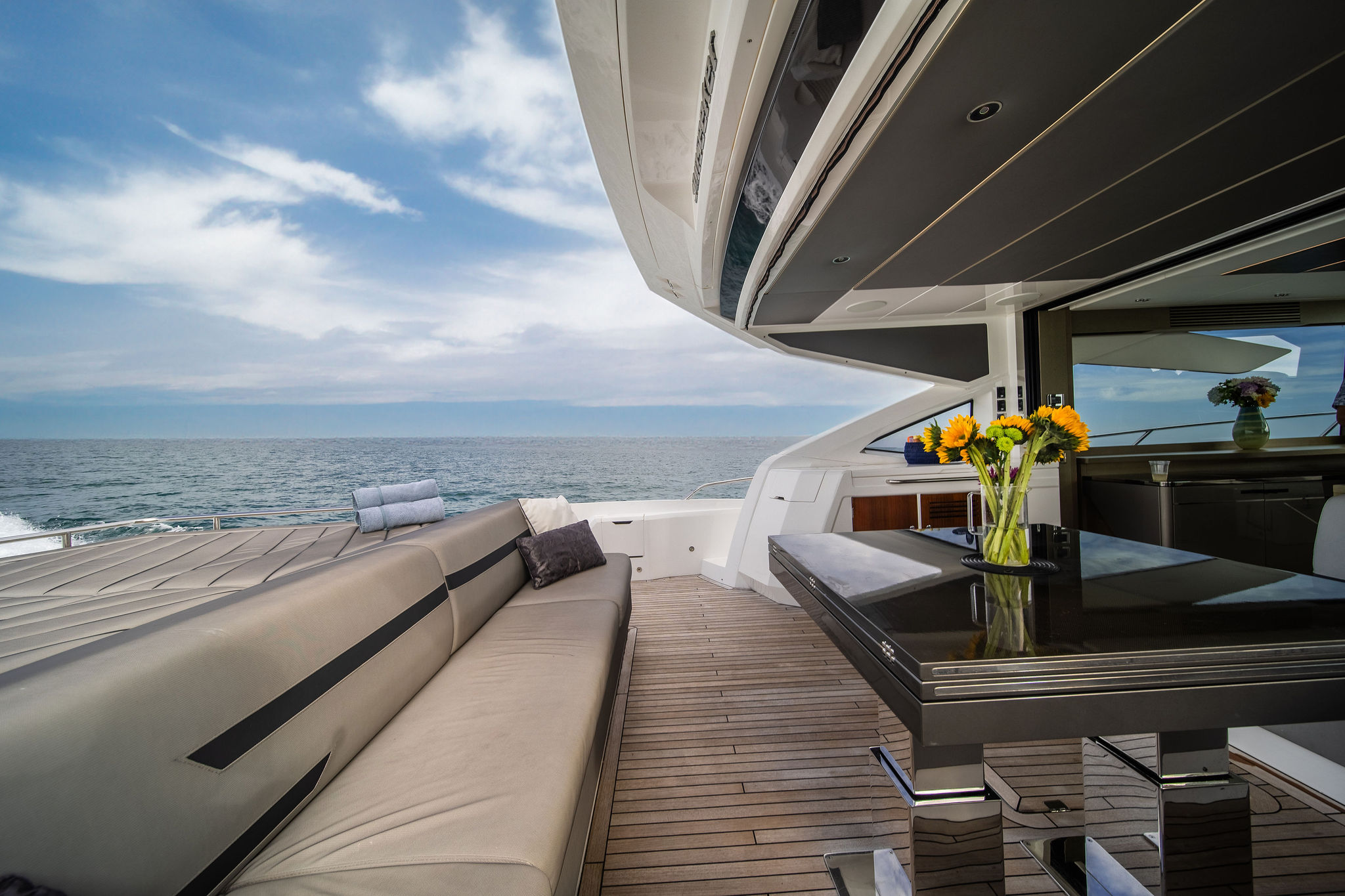 74ft Sunseeker yacht rental Miami - flybridge with panoramic views of Miami skyline