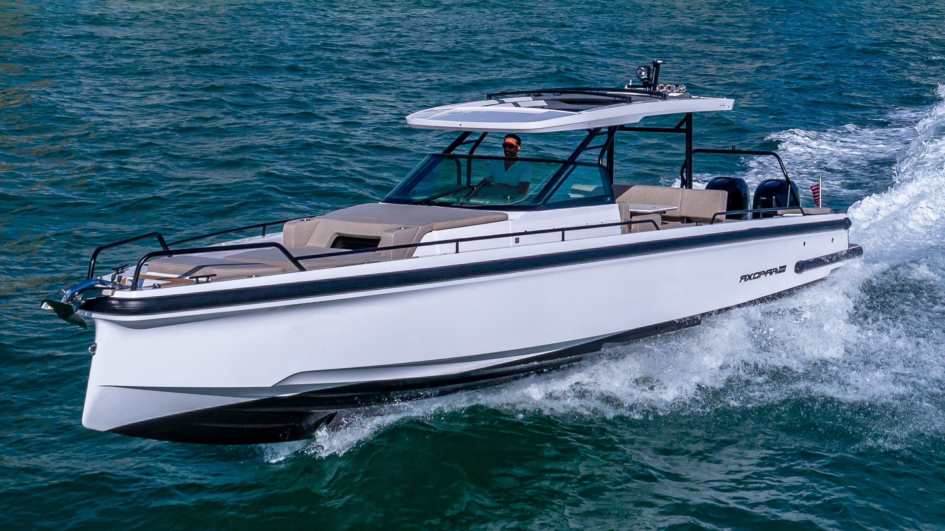 38ft Axopar yacht rental Miami - navigation bridge and helm station