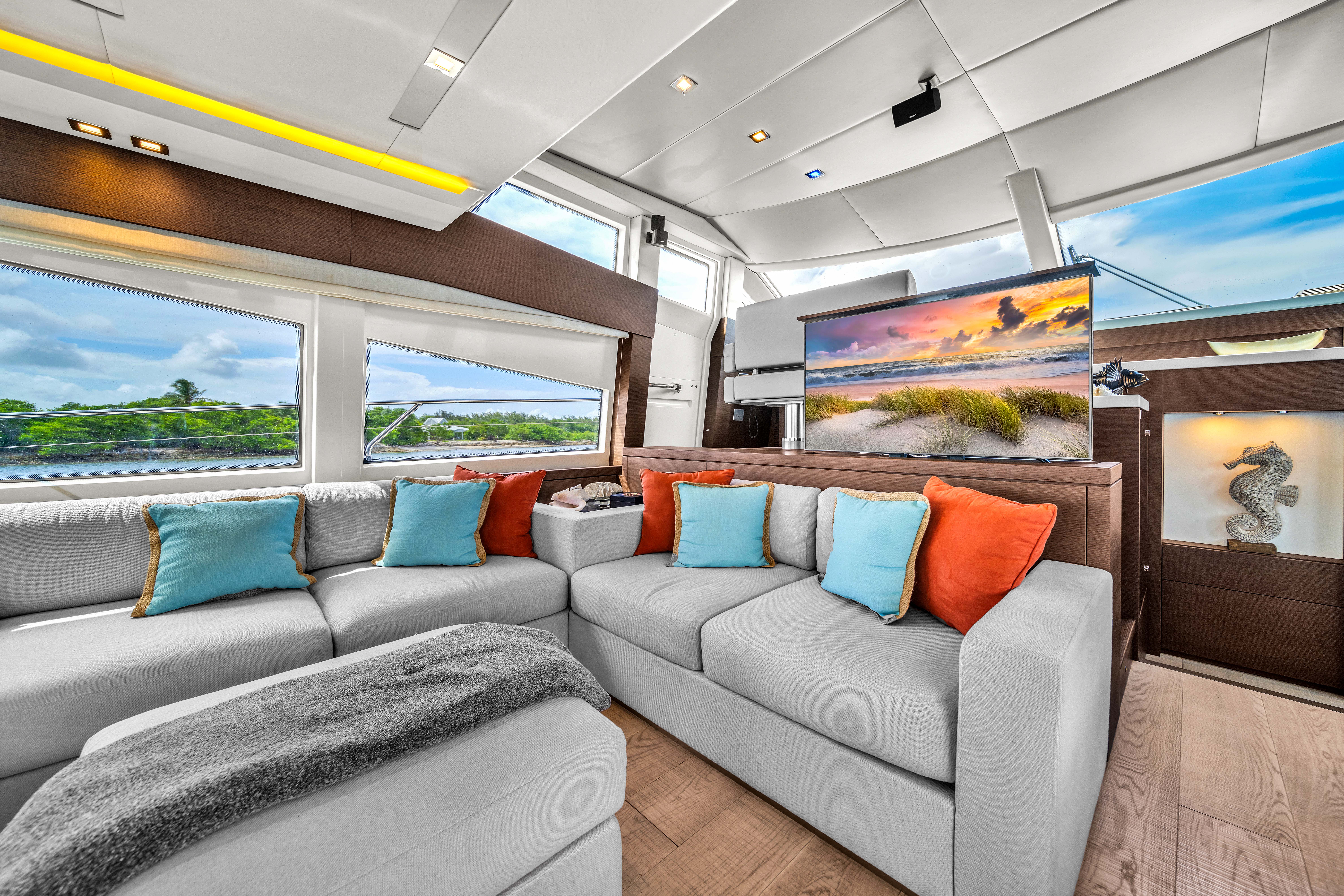 75ft Prestige yacht rental Miami - navigation bridge and helm station