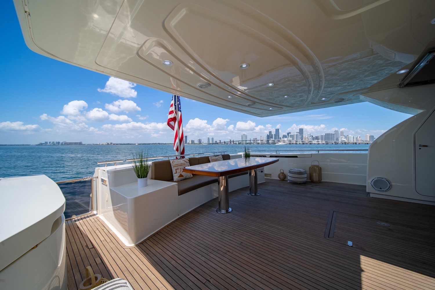 85ft Ferretti yacht rental Miami - bow seating area perfect for sunbathing and relaxation