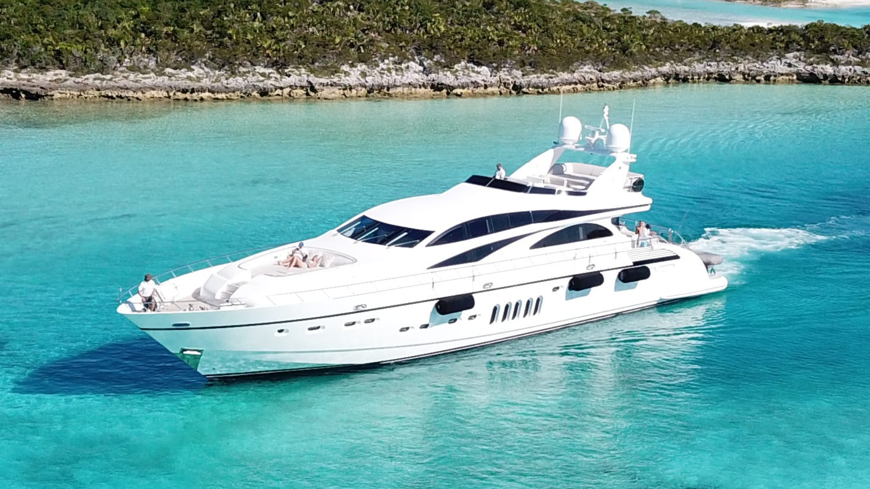 105ft Leopard (2022) luxury yacht charter Miami - exterior view perfect for parties and celebrations