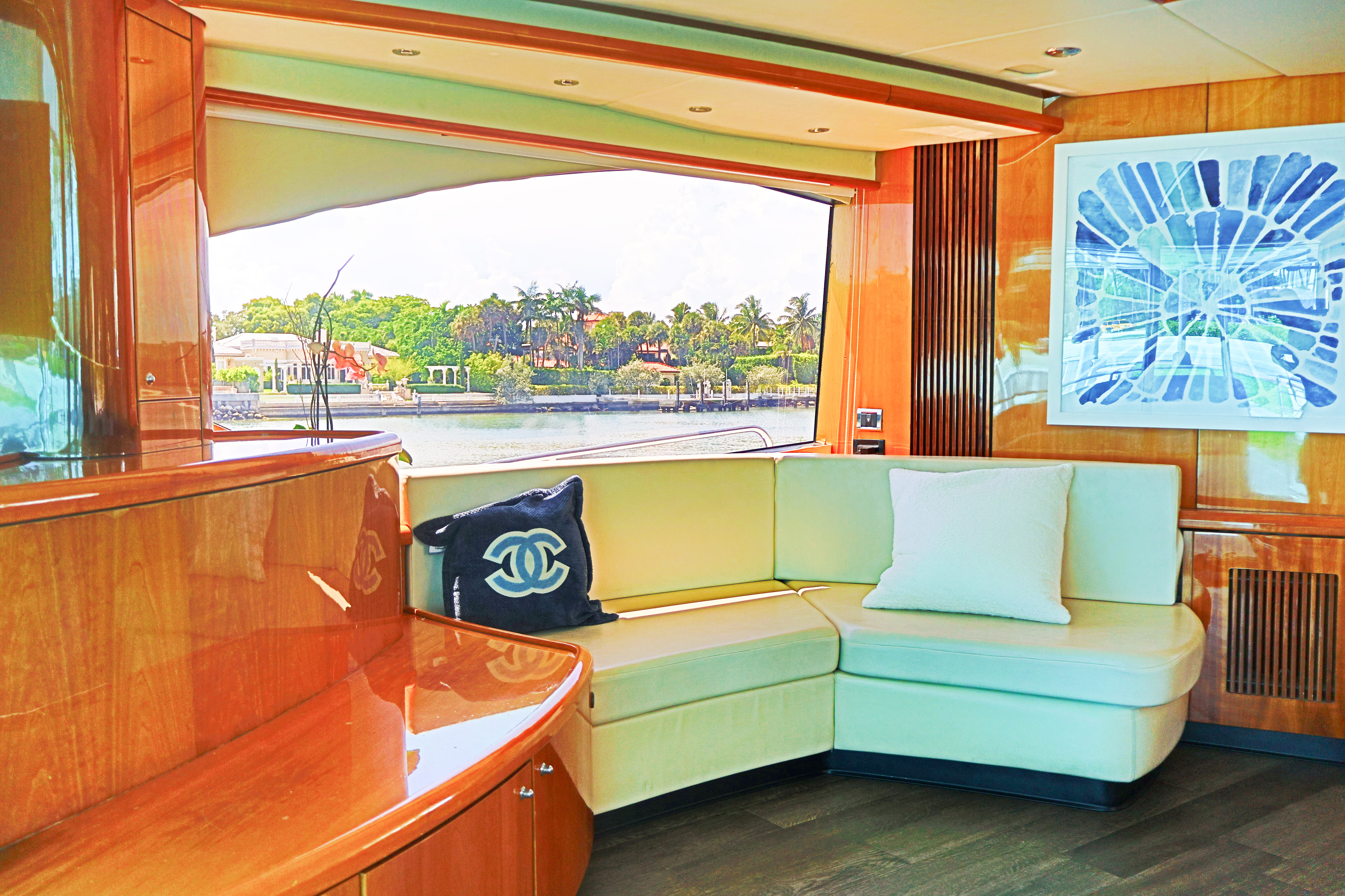 90ft Sunseeker DP yacht rental Miami - comfortable lounge area for group celebrations