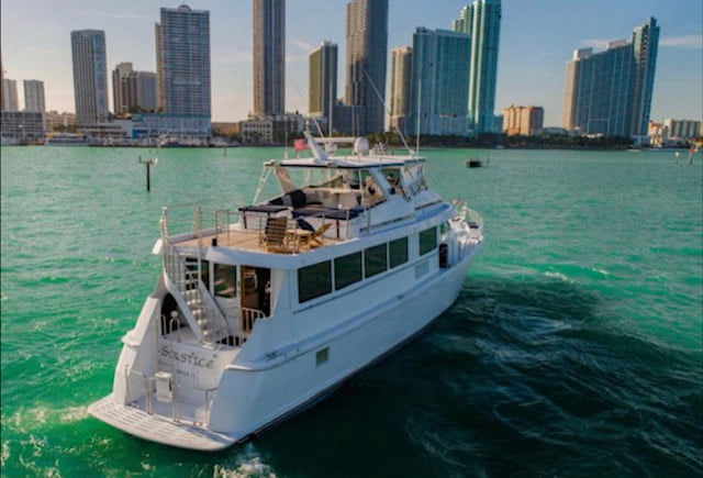 80ft Sol yacht rental Miami - spacious deck area ideal for sunset cruises and bachelorette parties