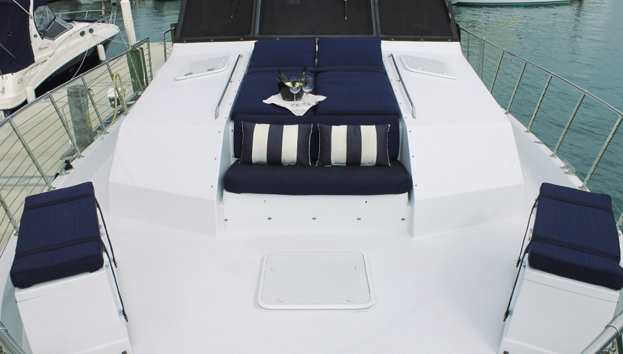 80ft Sol yacht rental Miami - comfortable lounge area for group celebrations