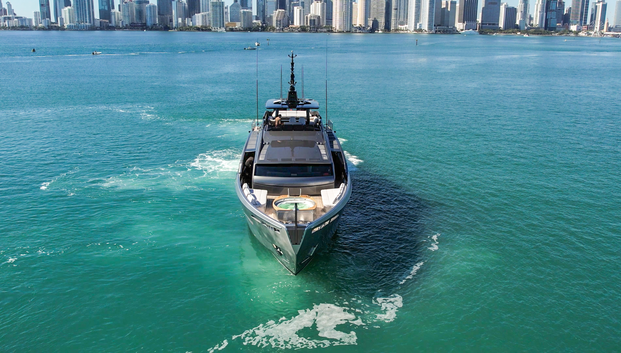 116ft Pershing yacht rental Miami - premium amenities and entertainment system