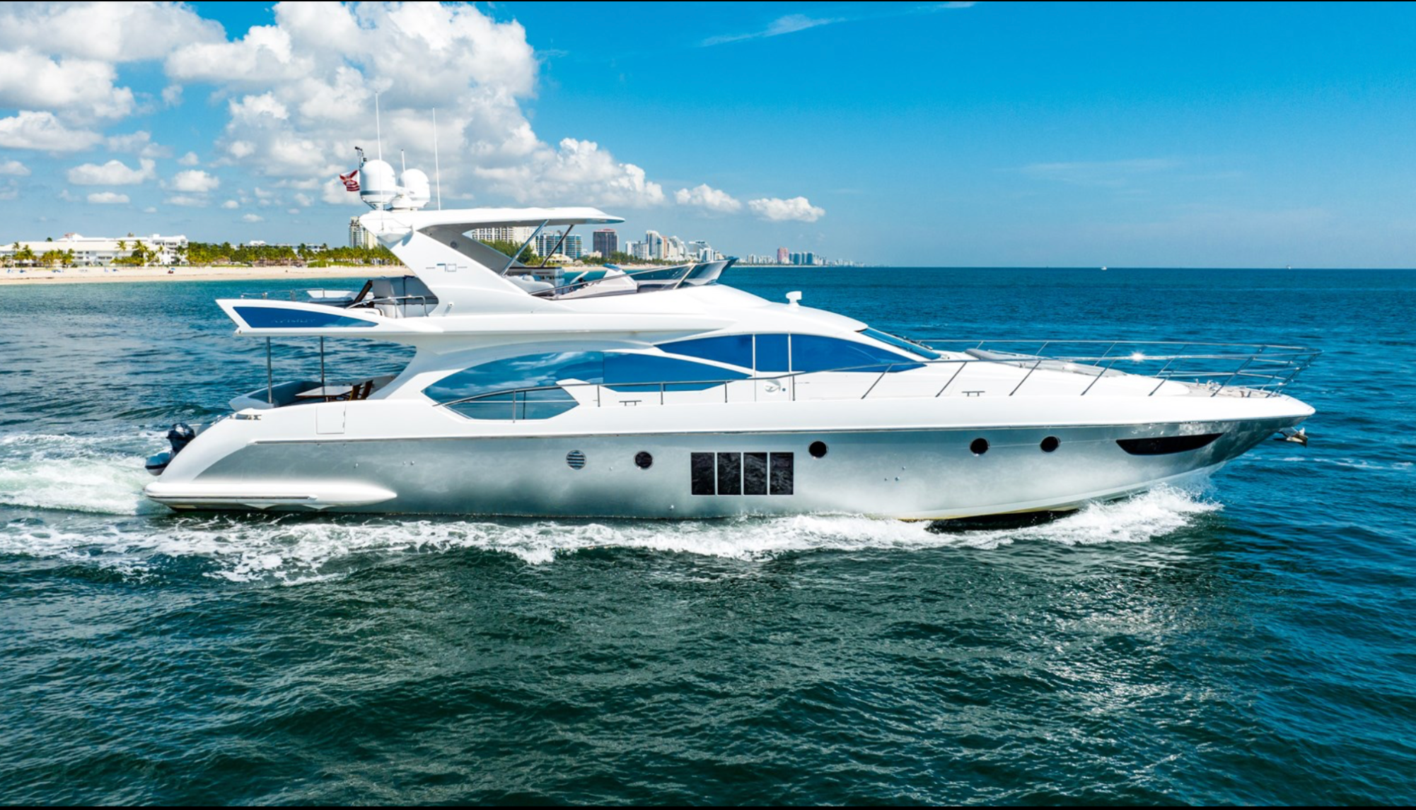 70ft Azimut DLT yacht rental Miami - spacious deck area ideal for sunset cruises and bachelorette parties