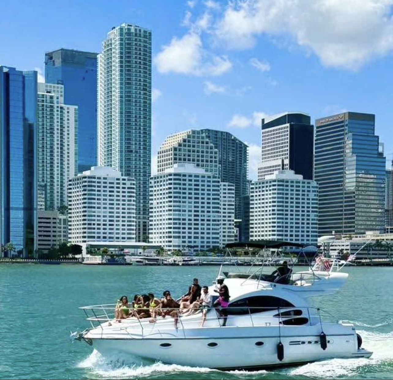 45ft Azimut D yacht rental Miami - premium amenities and entertainment system