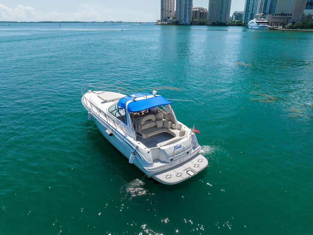 45’ SUNDANCER “BLUE” yacht rental Miami - bow seating area perfect for sunbathing and relaxation