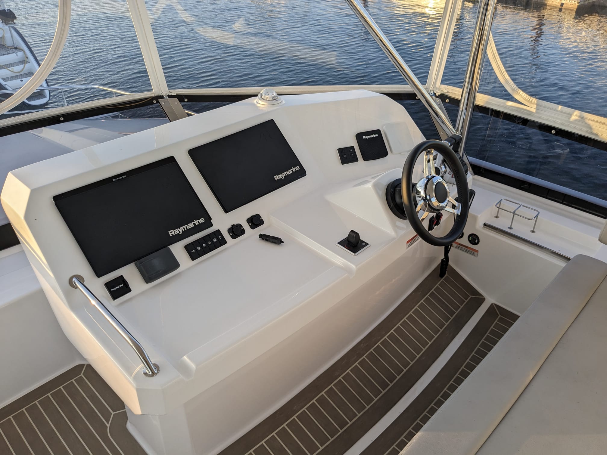 53ft Leopard (2023) yacht rental Miami - flybridge with panoramic views of Miami skyline
