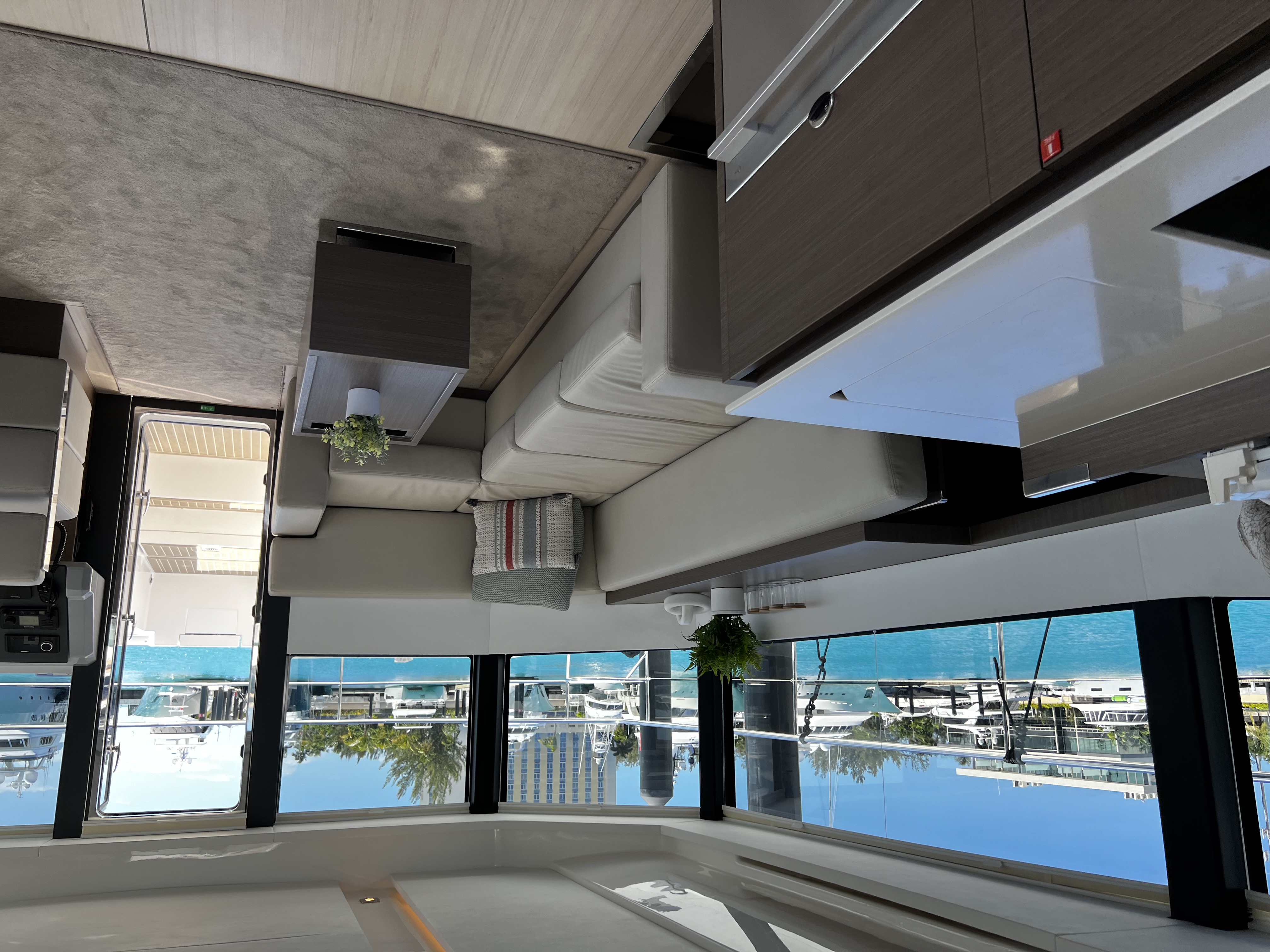 53ft Leopard (2023) yacht rental Miami - navigation bridge and helm station