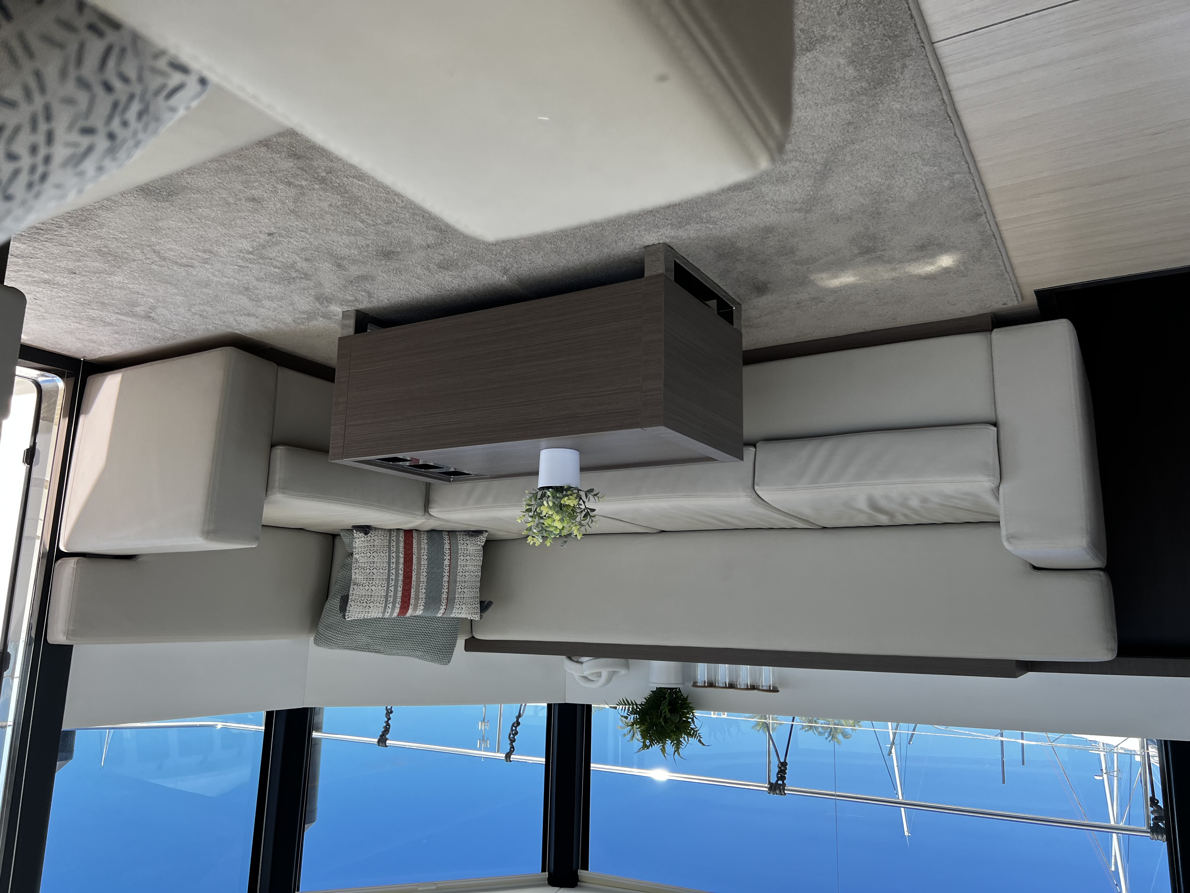53ft Leopard (2023) yacht rental Miami - stern swim platform with water access for snorkeling