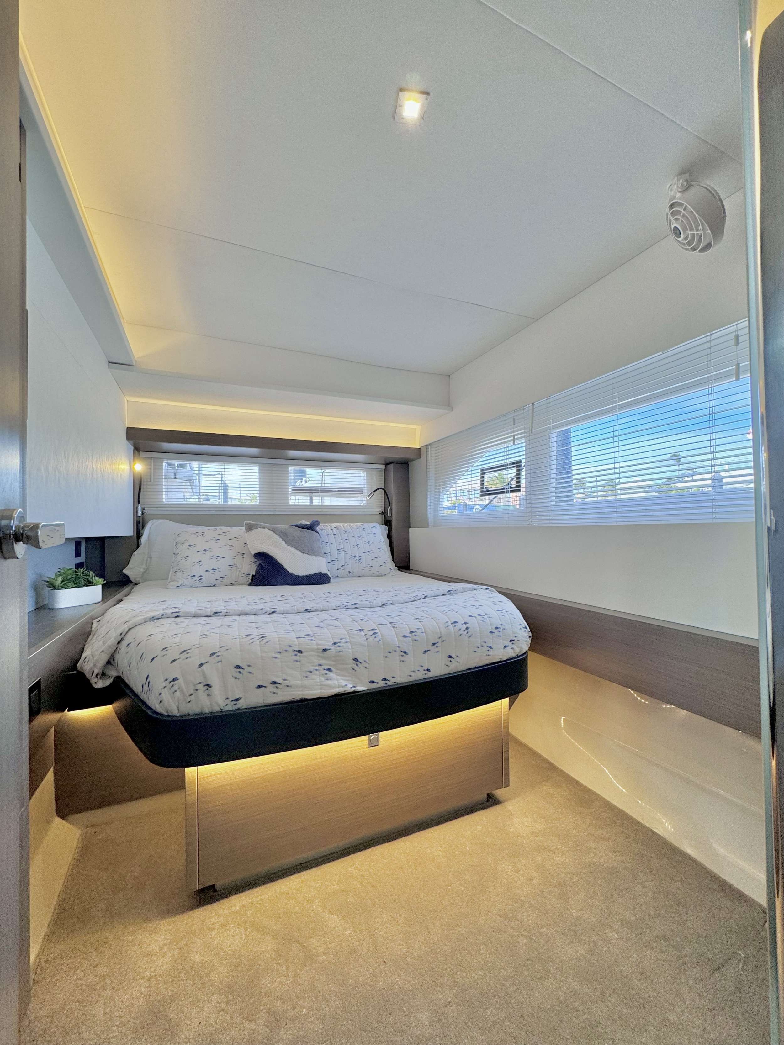 53ft Leopard (2023) yacht rental Miami - spacious deck area ideal for sunset cruises and bachelorette parties