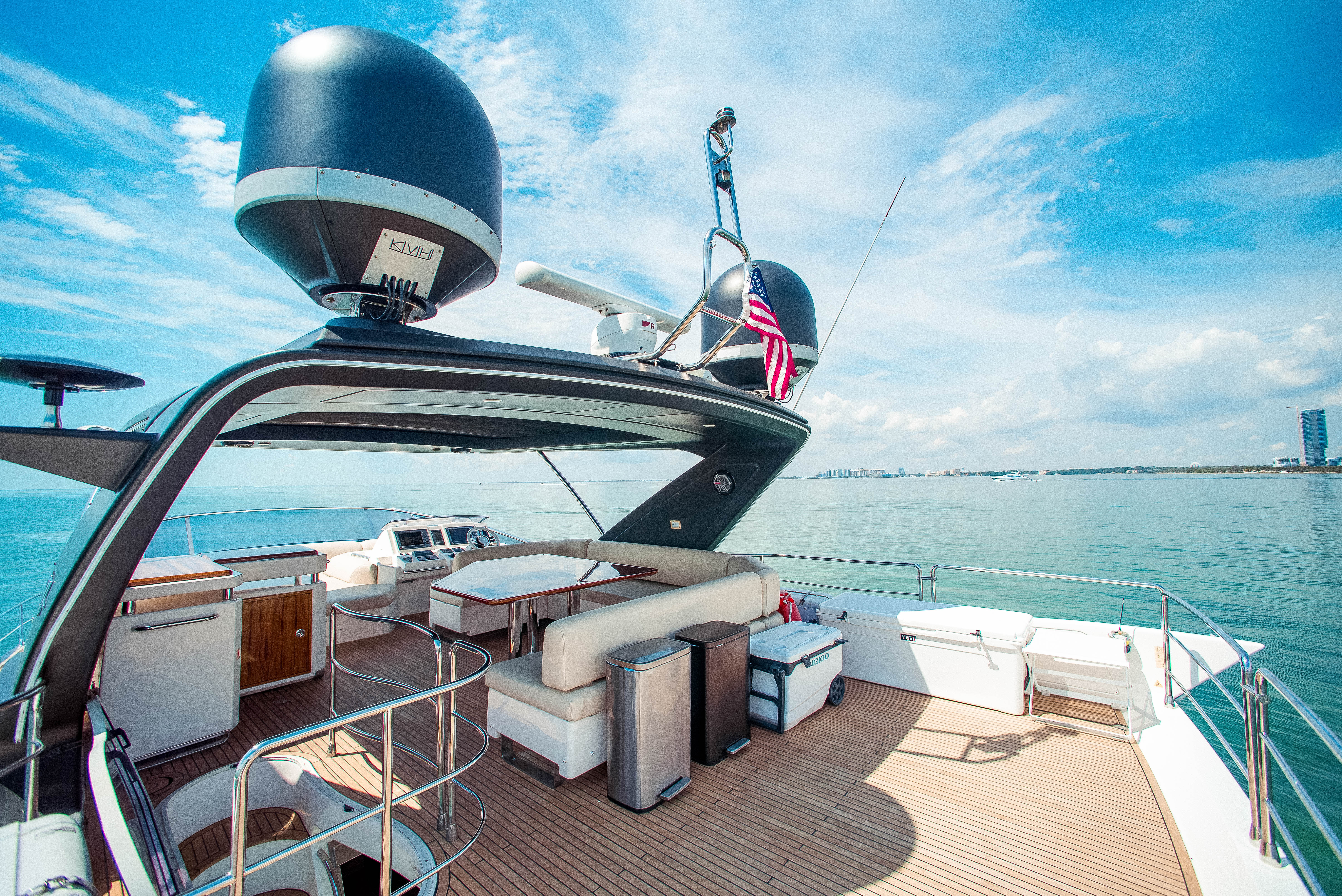 70ft Azimut F (2025R) yacht rental Miami - navigation bridge and helm station