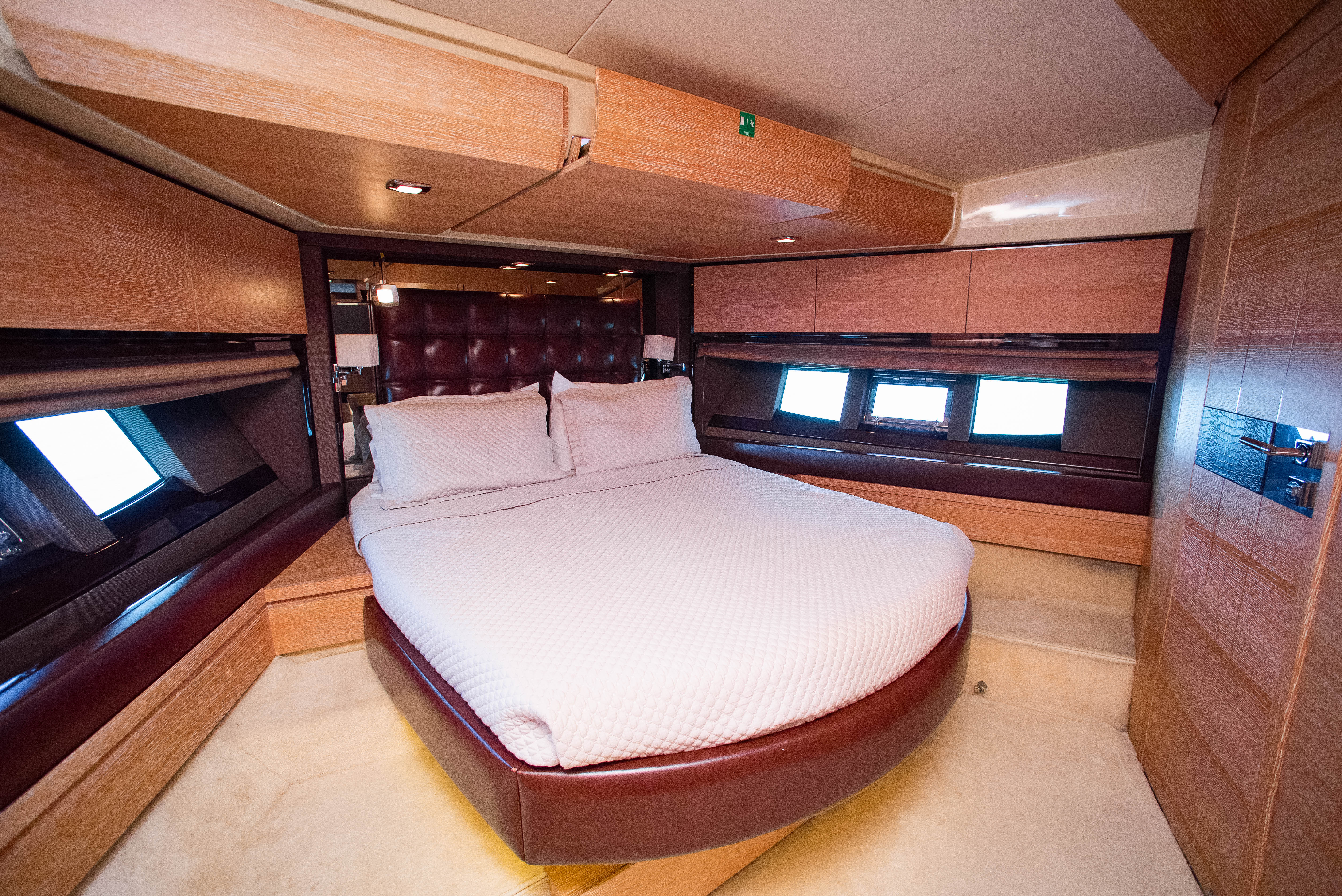 70ft Azimut F (2025R) yacht rental Miami - premium amenities and entertainment system