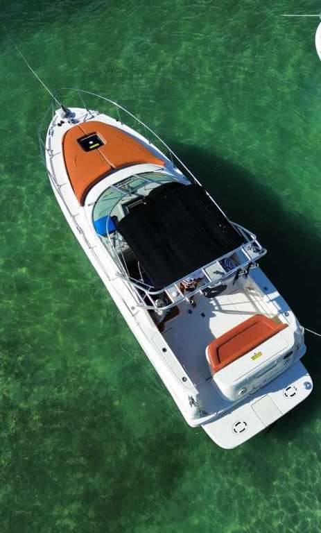 35ft Searay yacht rental Miami - comfortable lounge area for group celebrations