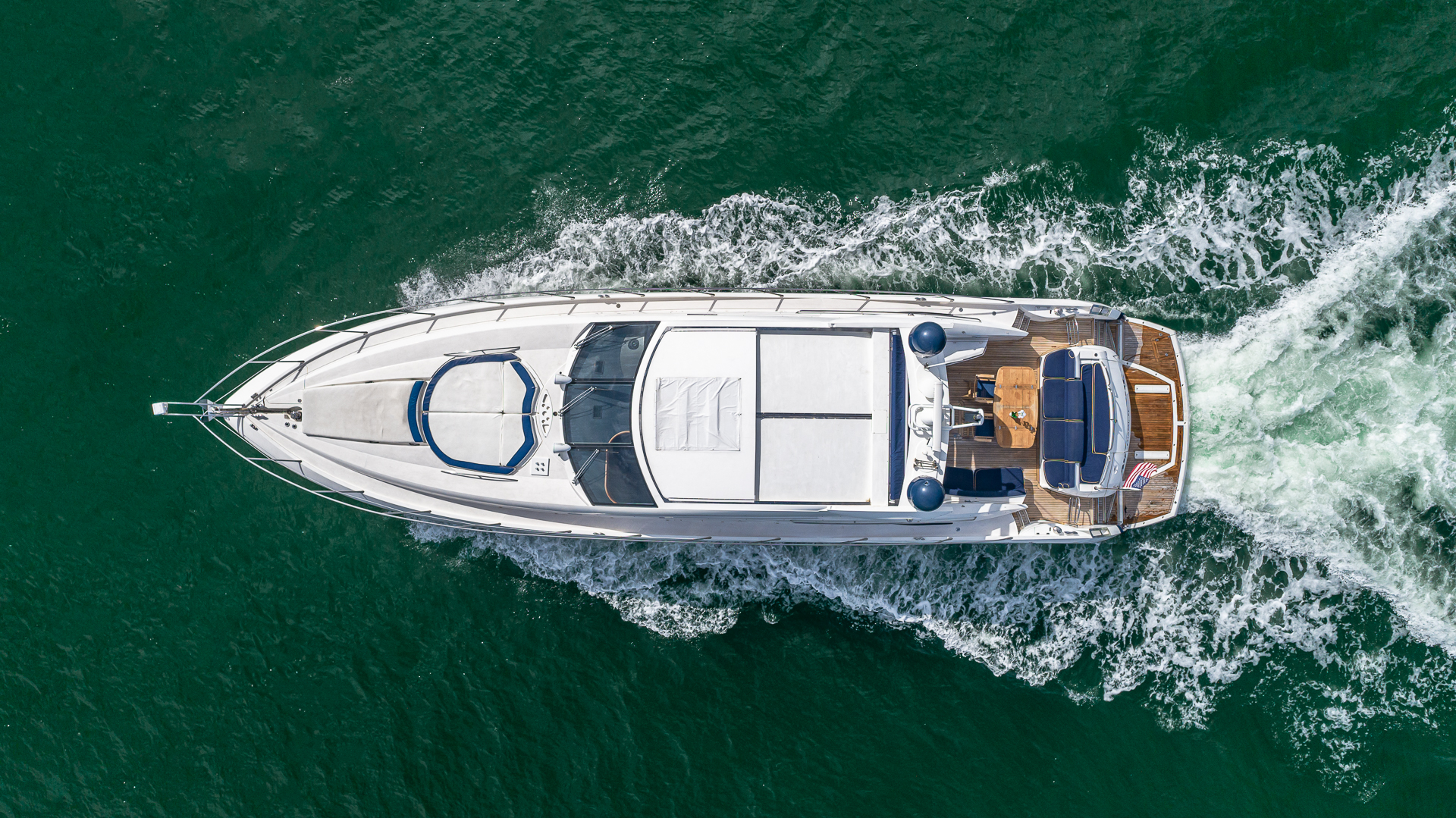 75ft Sunseeker Aquah yacht rental Miami - stern swim platform with water access for snorkeling
