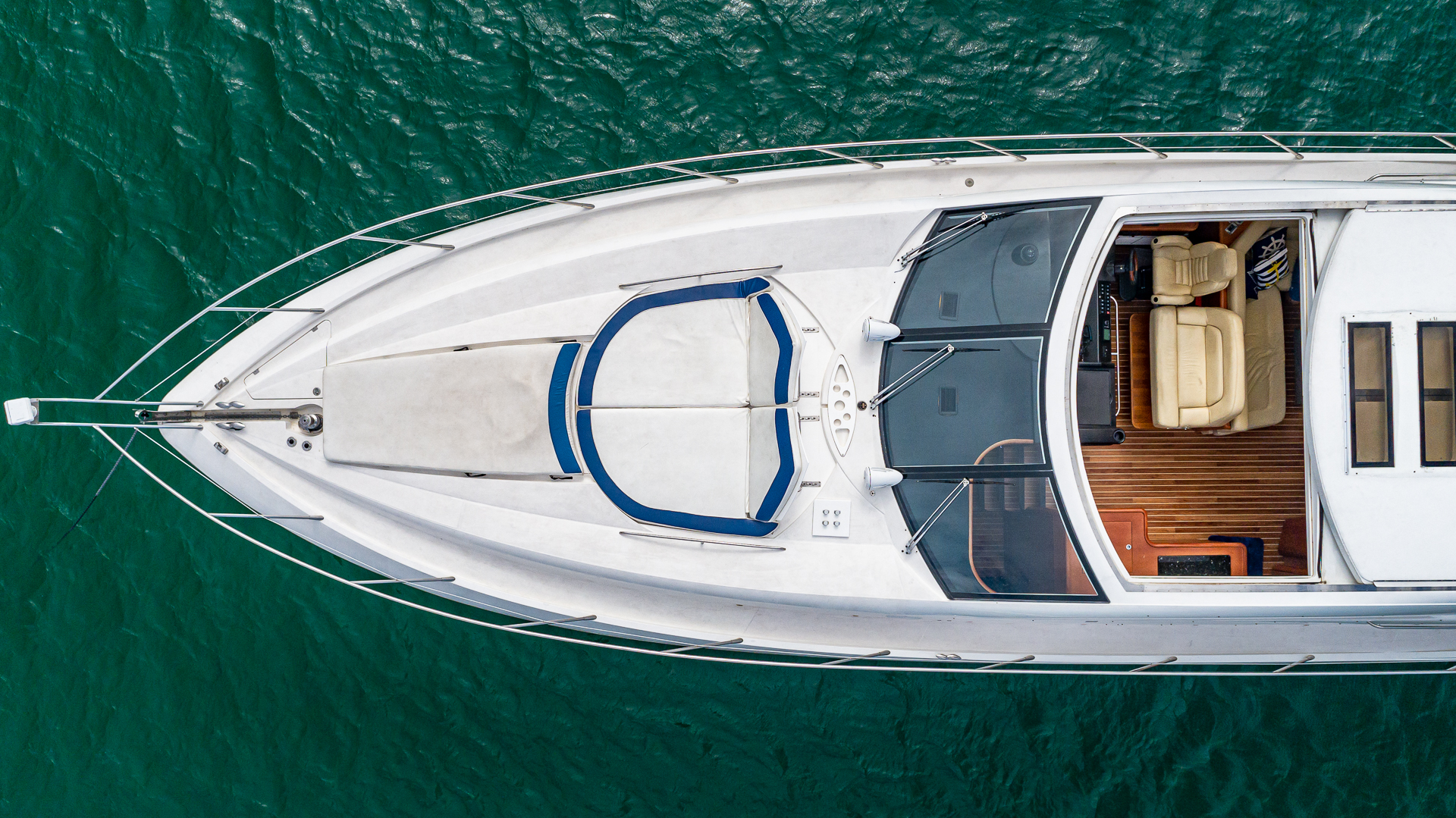 75ft Sunseeker Aquah yacht rental Miami - water toys and recreational equipment