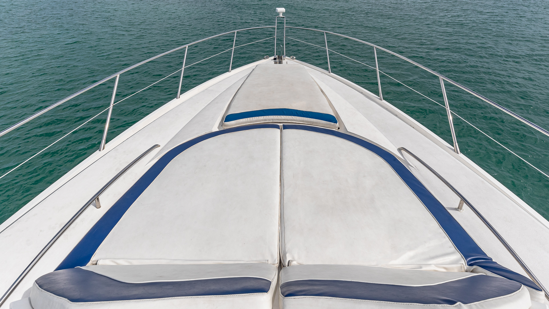 75ft Sunseeker Aquah yacht rental Miami - water toys and recreational equipment