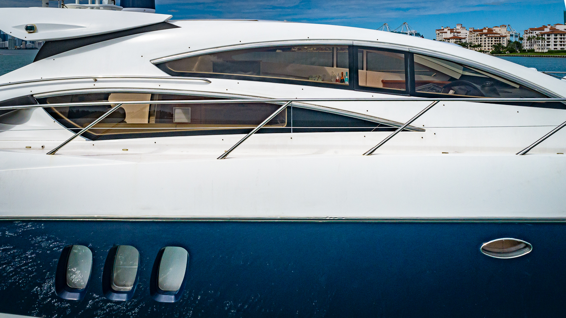 75ft Sunseeker Aquah yacht rental Miami - spacious deck area ideal for sunset cruises and bachelorette parties
