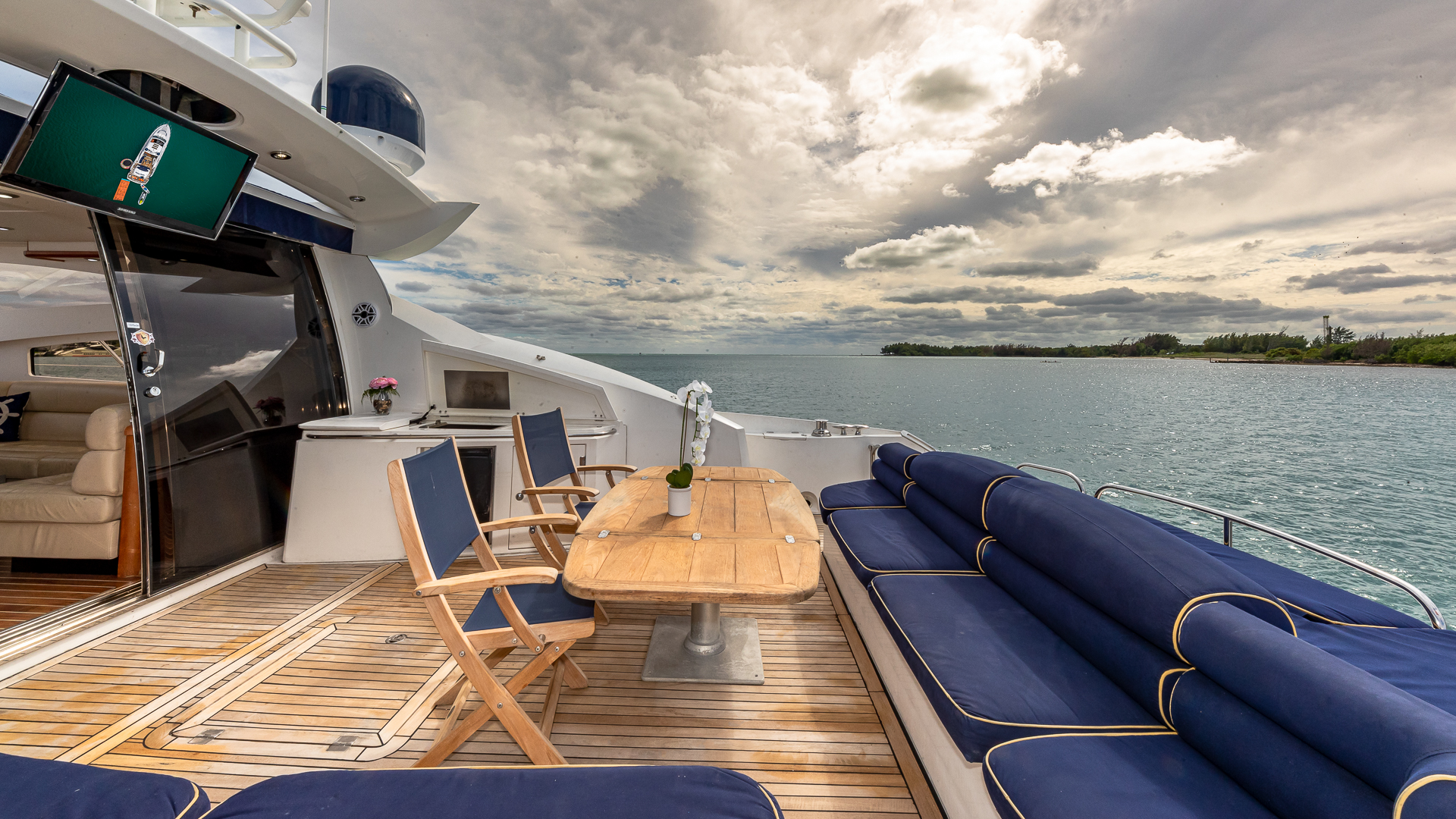 75ft Sunseeker Aquah yacht rental Miami - galley kitchen for catered yacht events