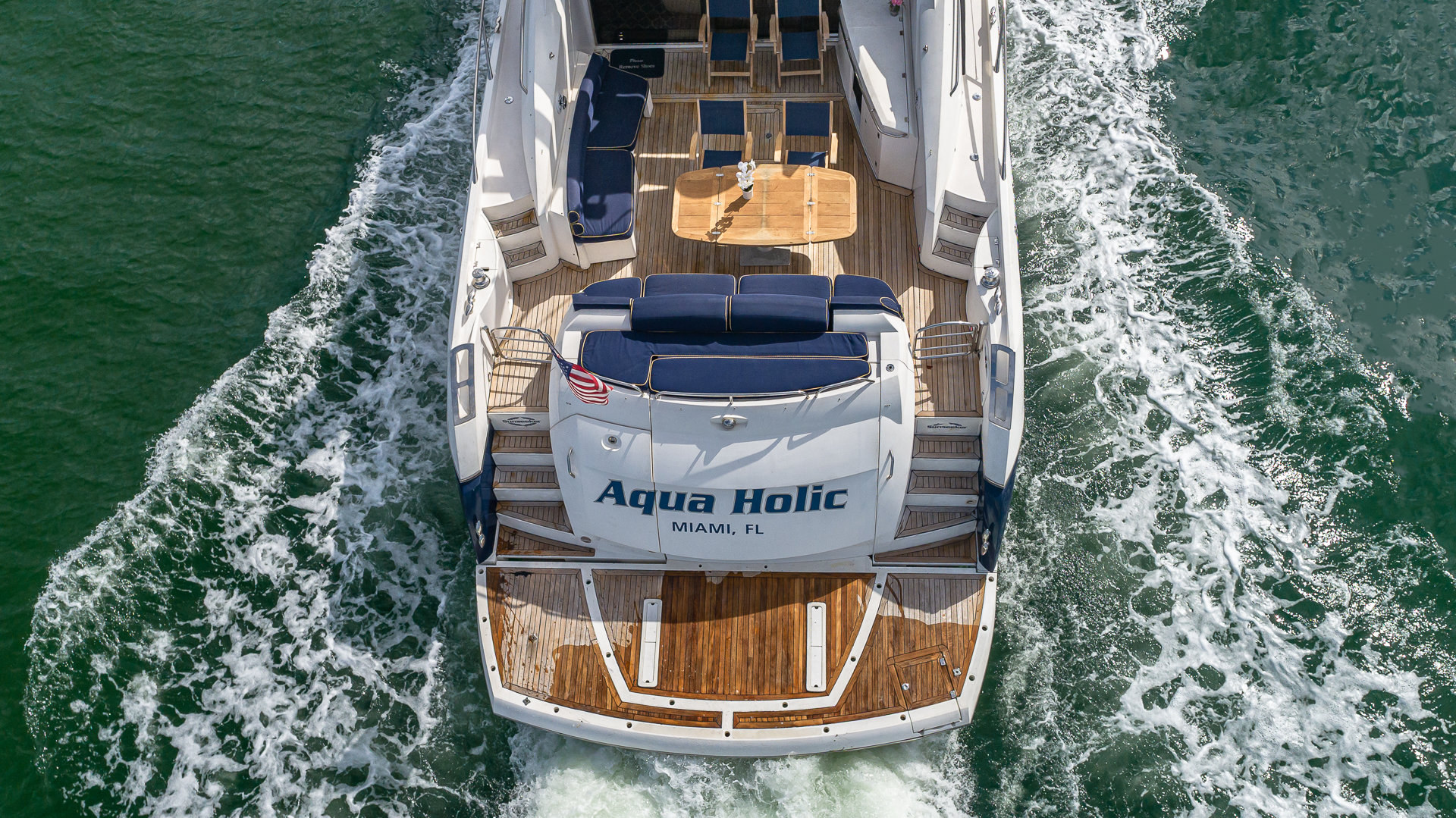 75ft Sunseeker Aquah yacht rental Miami - stern swim platform with water access for snorkeling