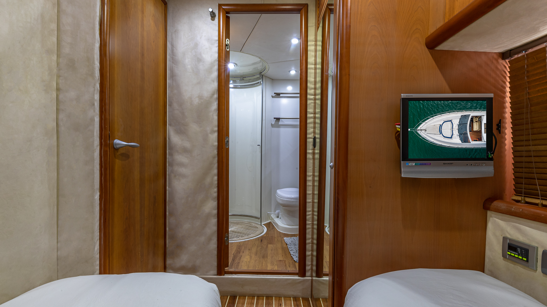 75ft Sunseeker Aquah yacht rental Miami - premium amenities and entertainment system