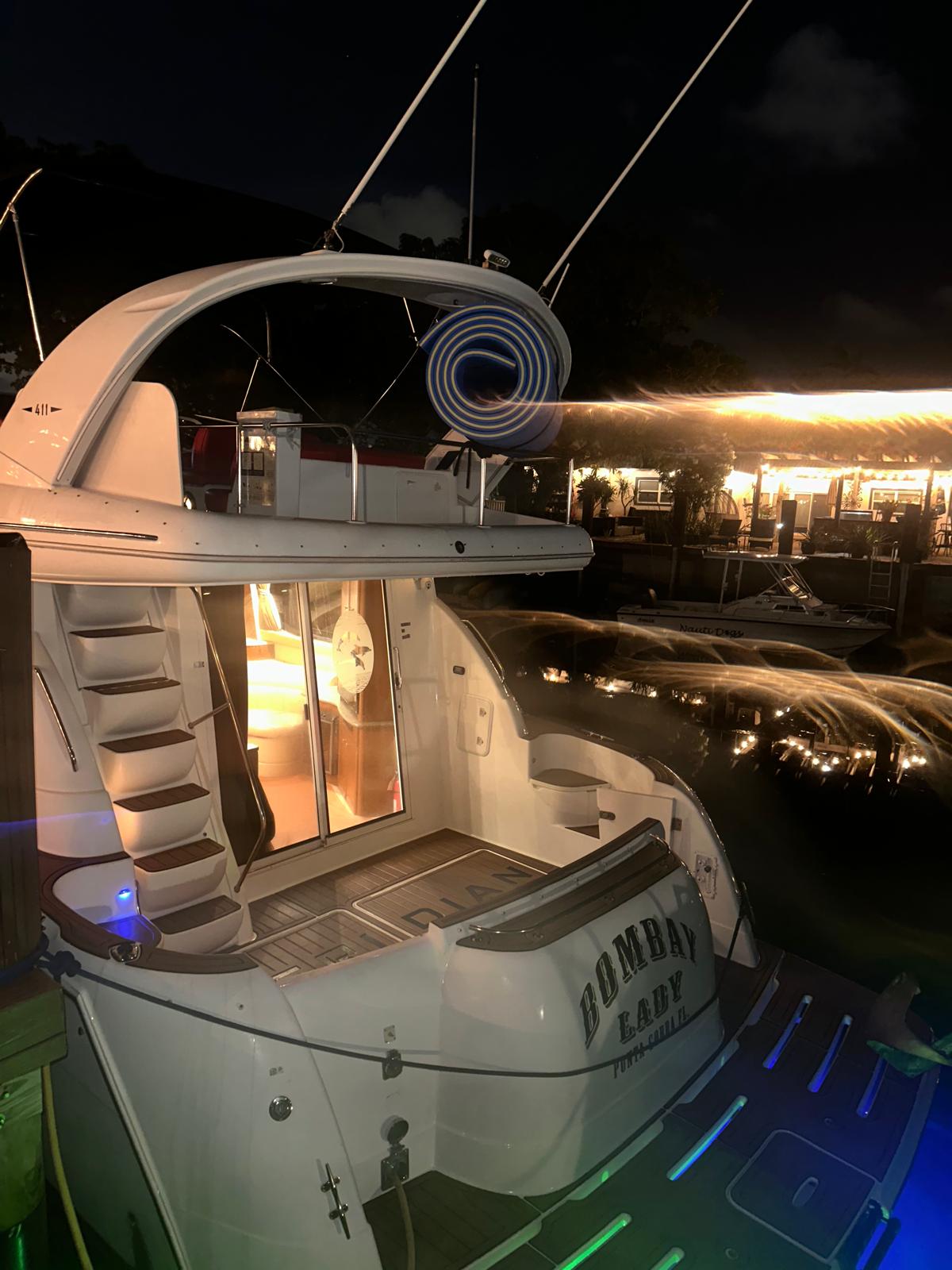 50ft Meridian O yacht rental Miami - premium amenities and entertainment system