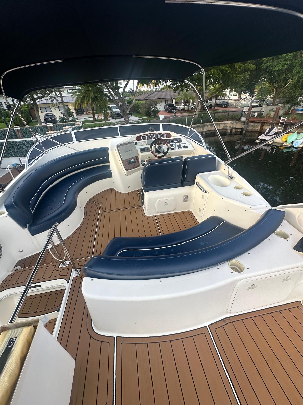 50ft Meridian O yacht rental Miami - elegant interior salon for corporate events and private gatherings