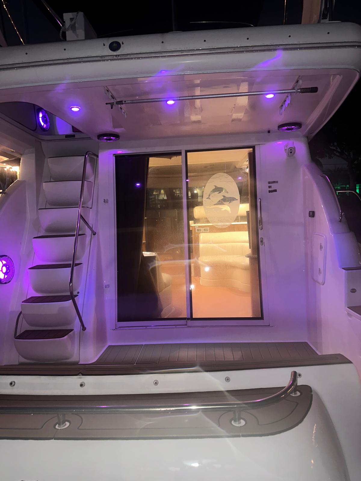 50ft Meridian O yacht rental Miami - premium amenities and entertainment system