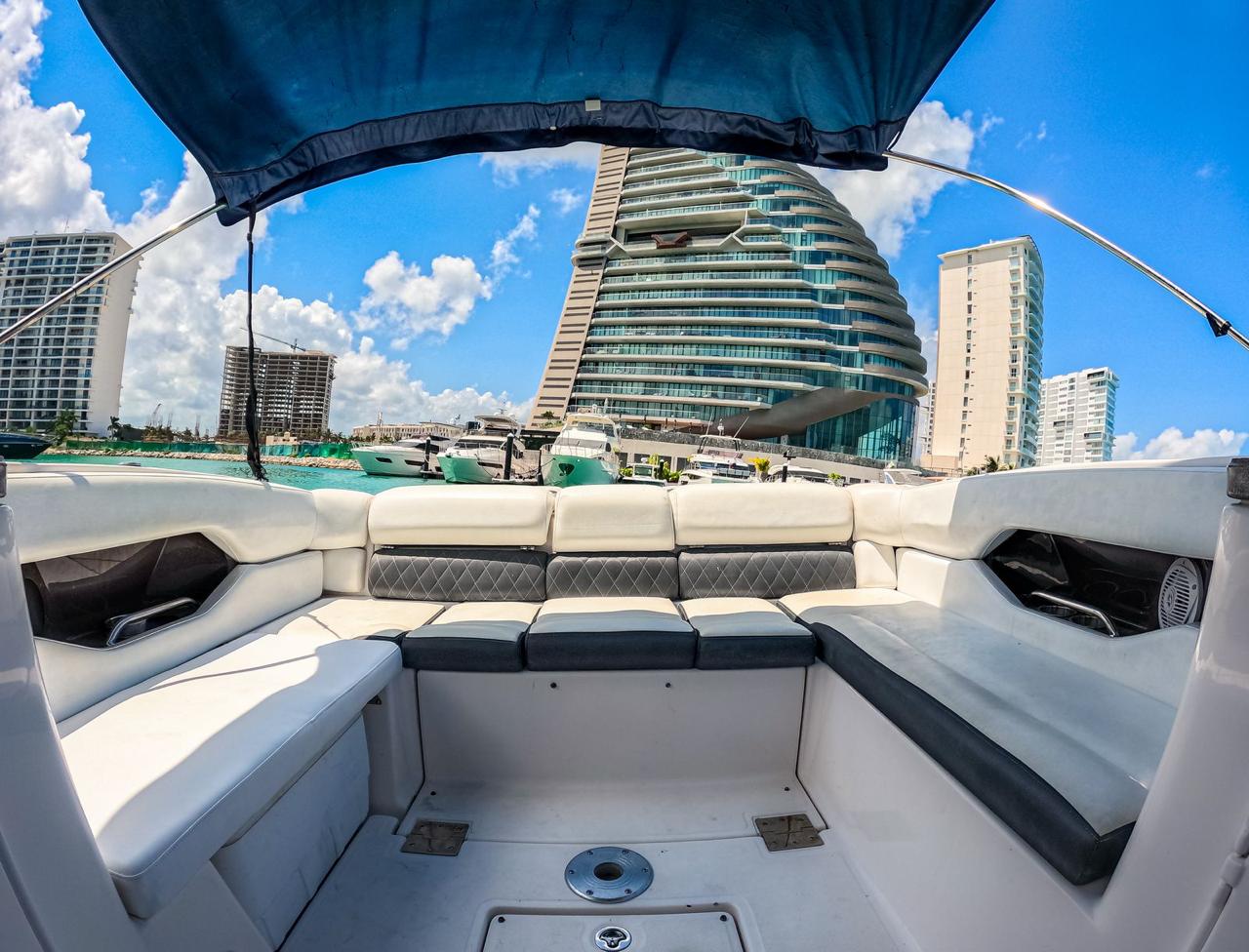 27ft Regal yacht rental Miami - flybridge with panoramic views of Miami skyline