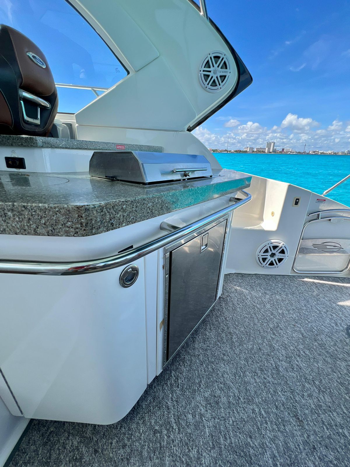 42ft Chaparral yacht rental Miami - stern swim platform with water access for snorkeling