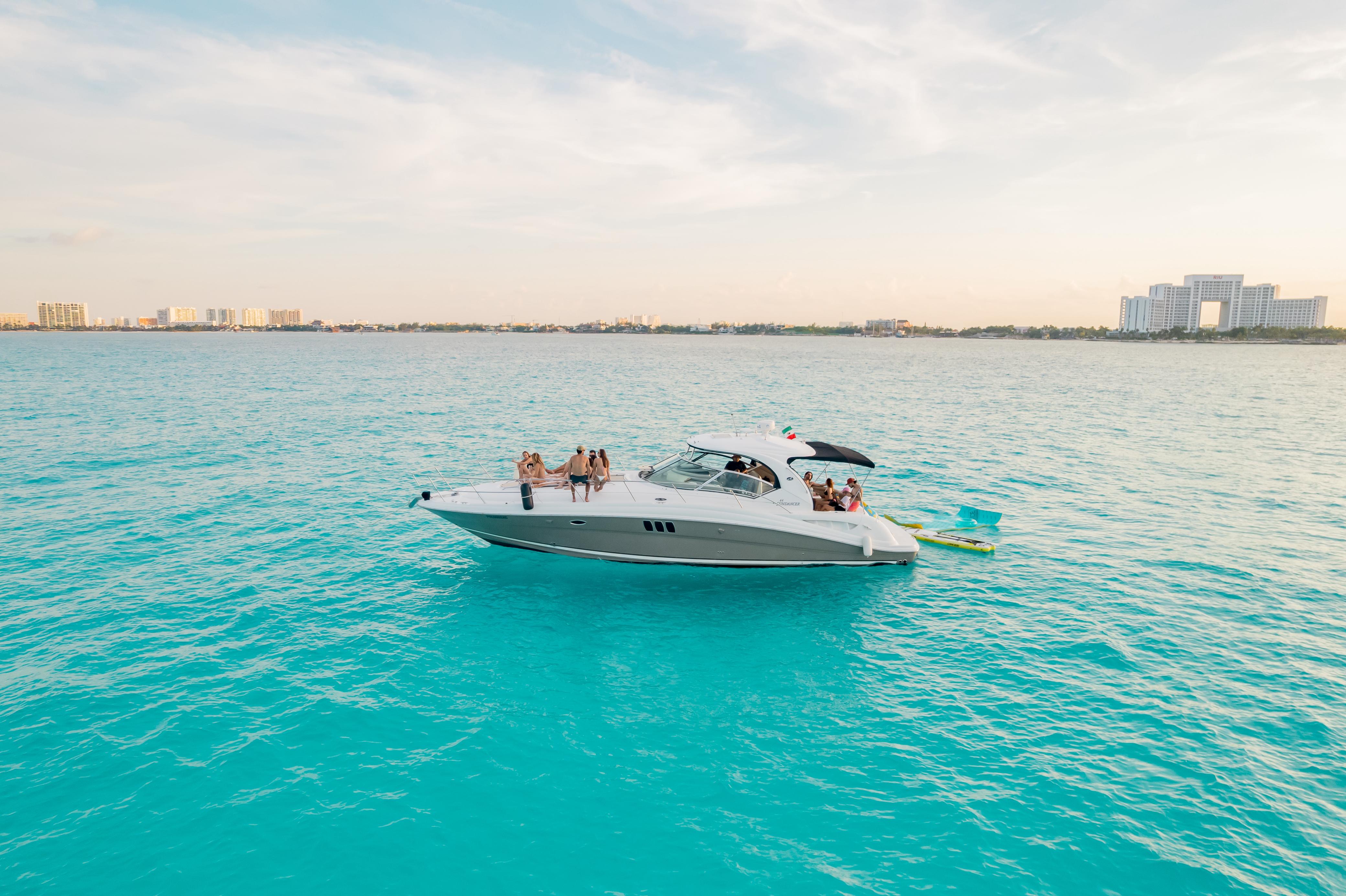44ft Sea Ray yacht rental Miami - bow seating area perfect for sunbathing and relaxation