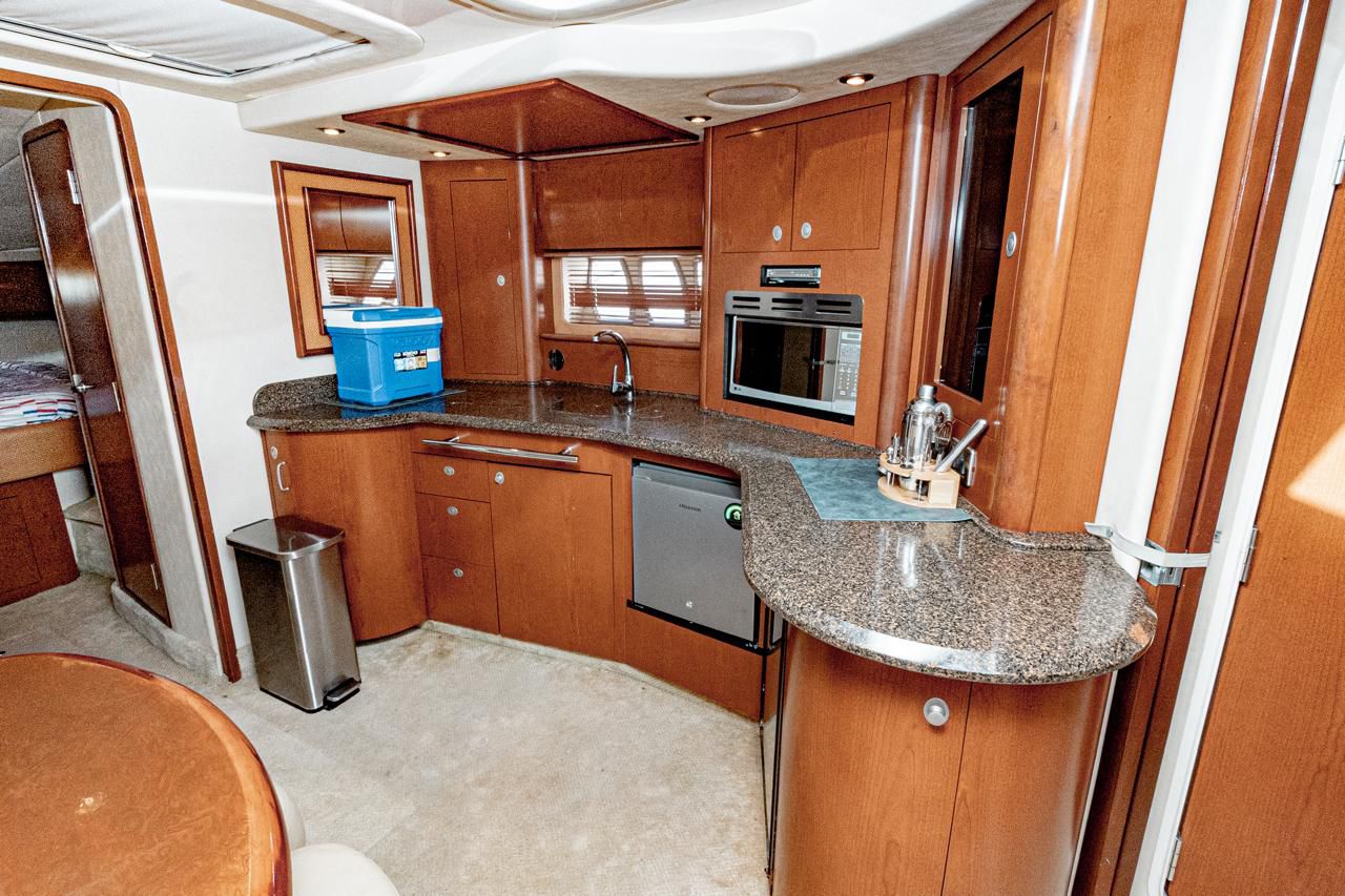 47ft Sea Ray yacht rental Miami - flybridge with panoramic views of Miami skyline