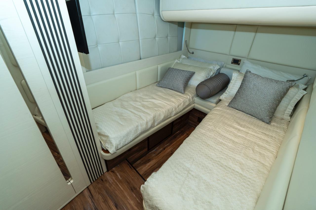 55ft Azimut yacht rental Miami - premium amenities and entertainment system